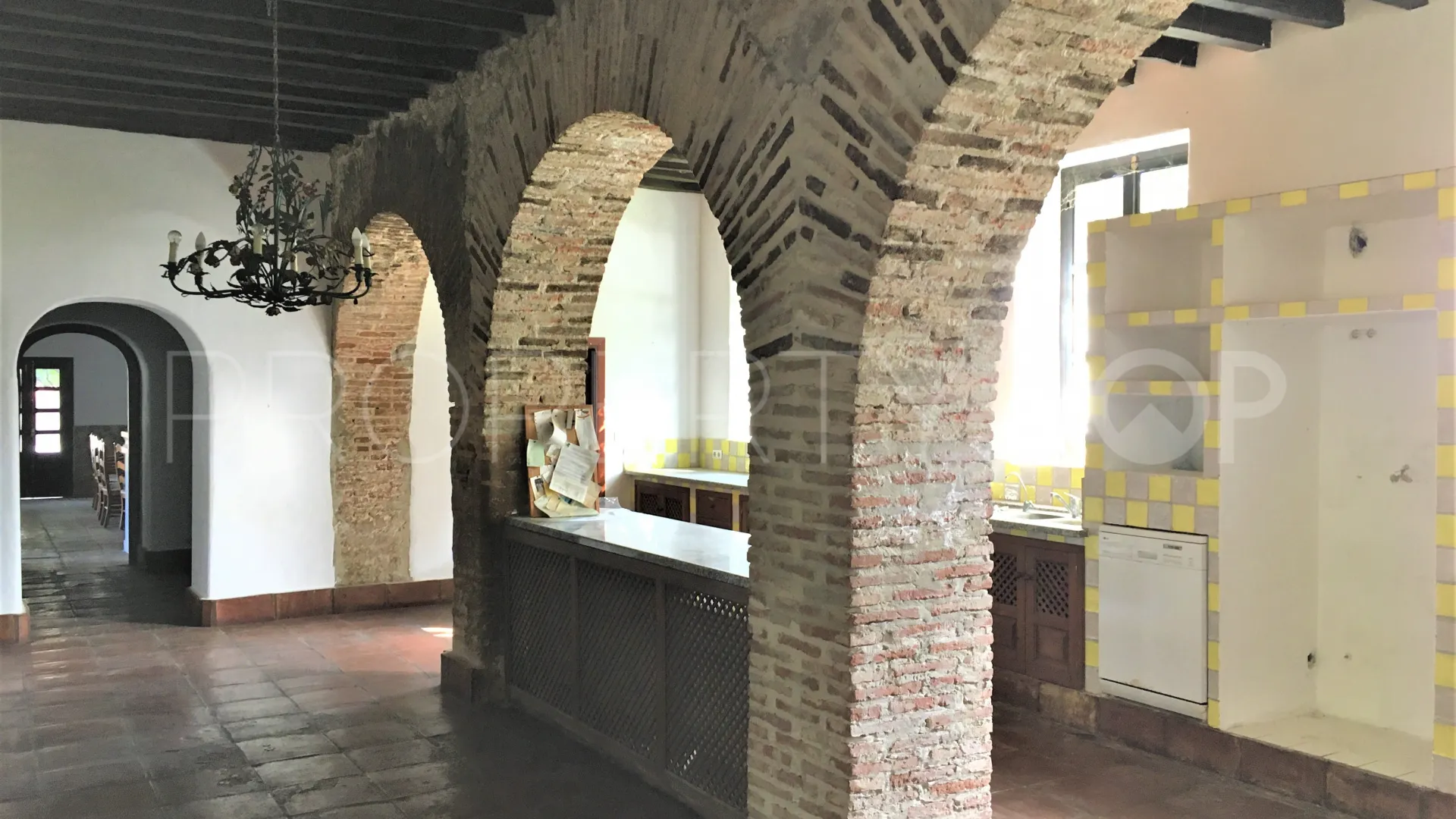 San Enrique de Guadiaro, cortijo en venta