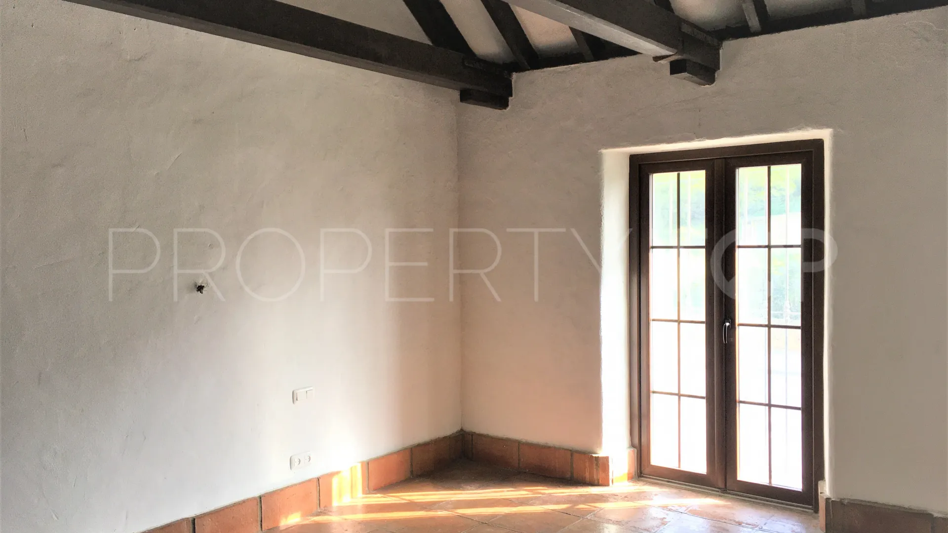 San Enrique de Guadiaro, cortijo en venta