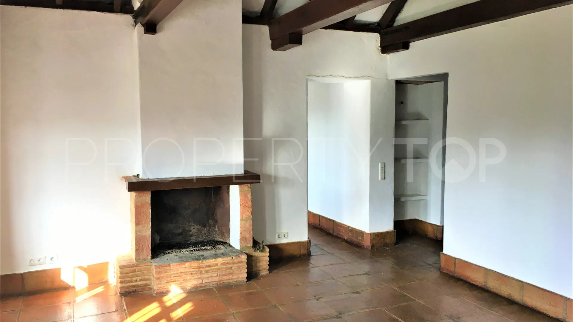 San Enrique de Guadiaro, cortijo en venta