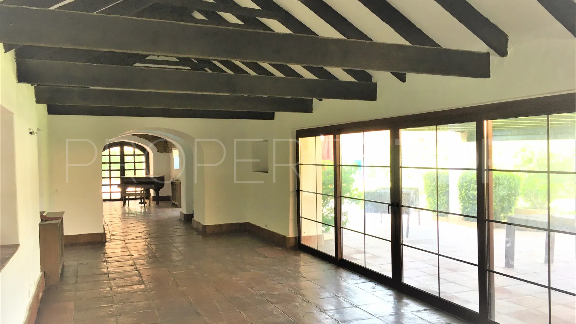 San Enrique de Guadiaro, cortijo en venta