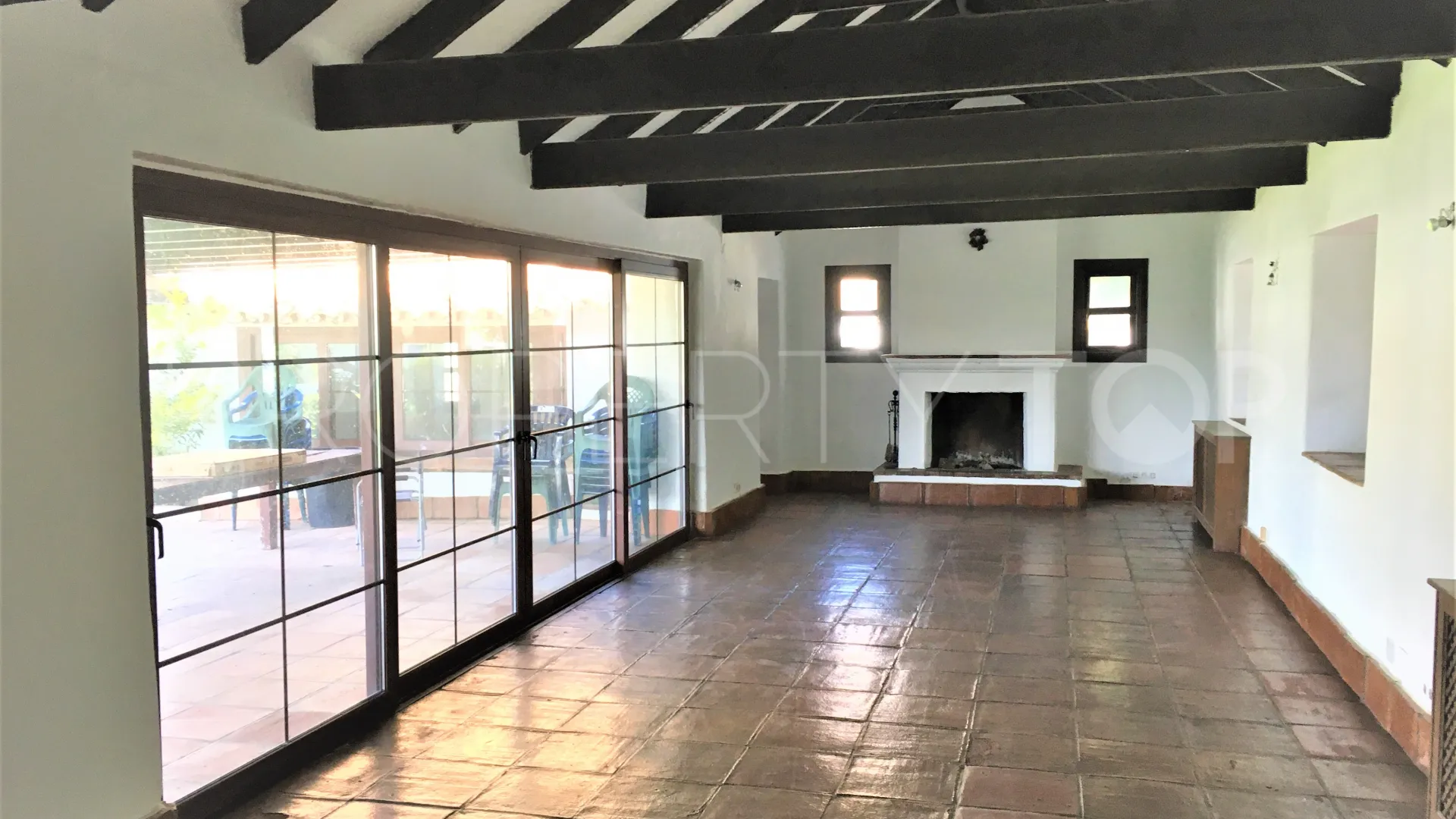 San Enrique de Guadiaro, cortijo en venta