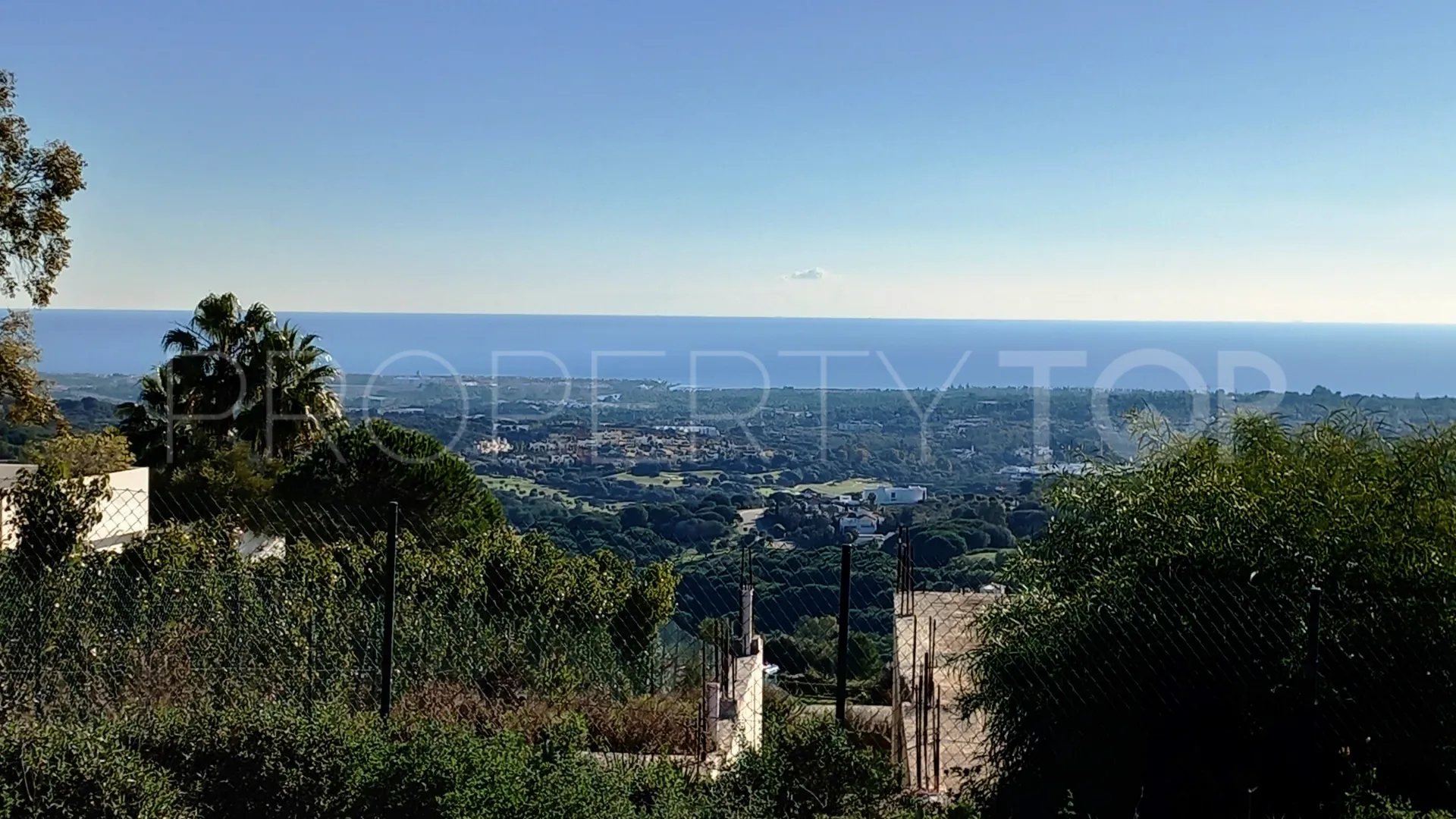 Buy plot in Zona M