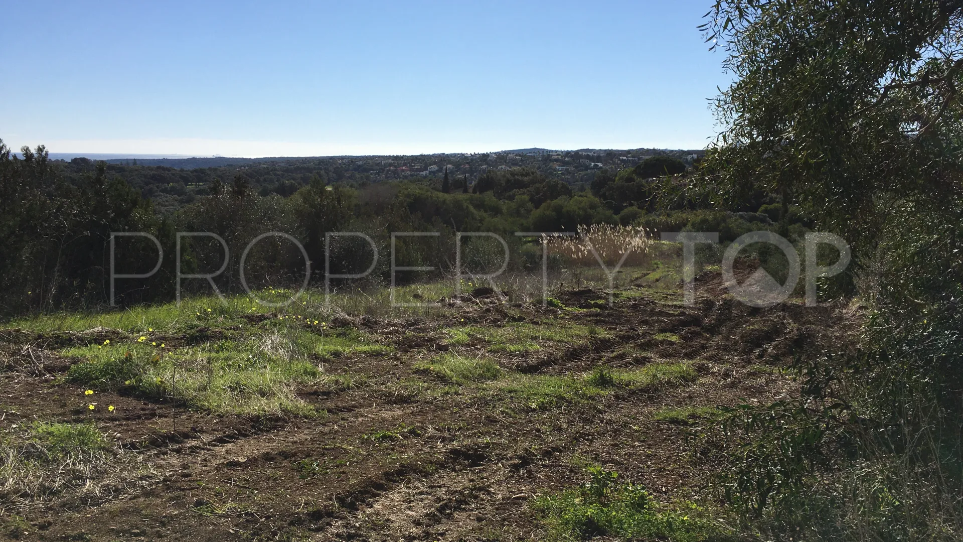 La Reserva plot for sale