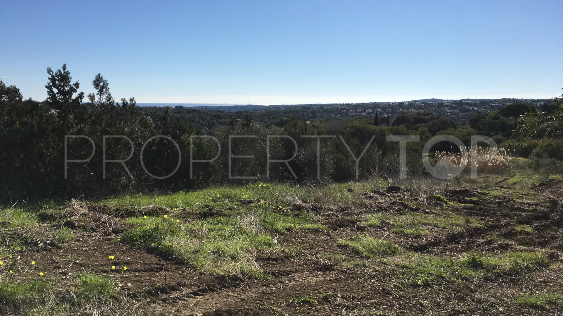 La Reserva plot for sale