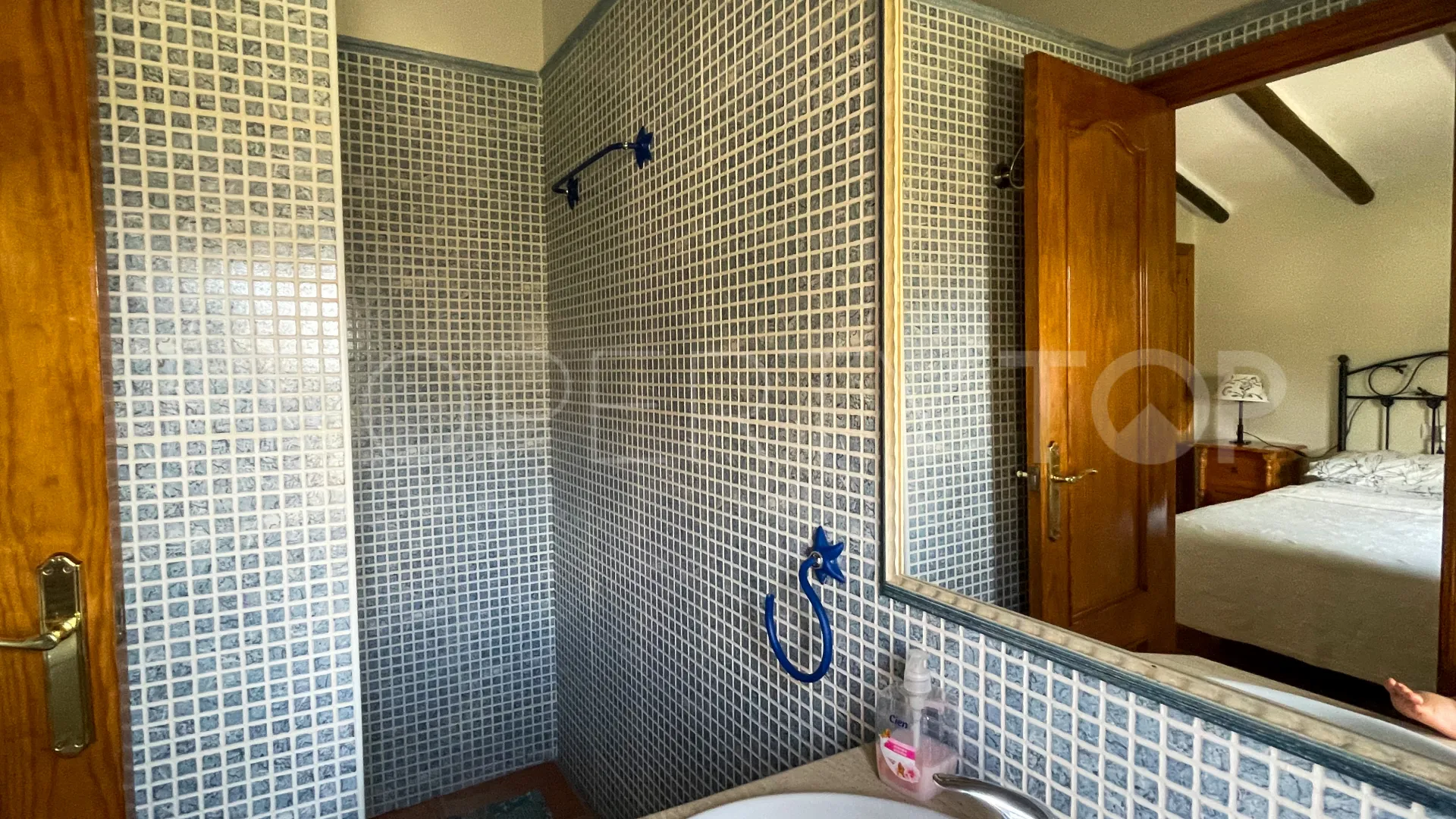 Cortijo in Iznajar for sale