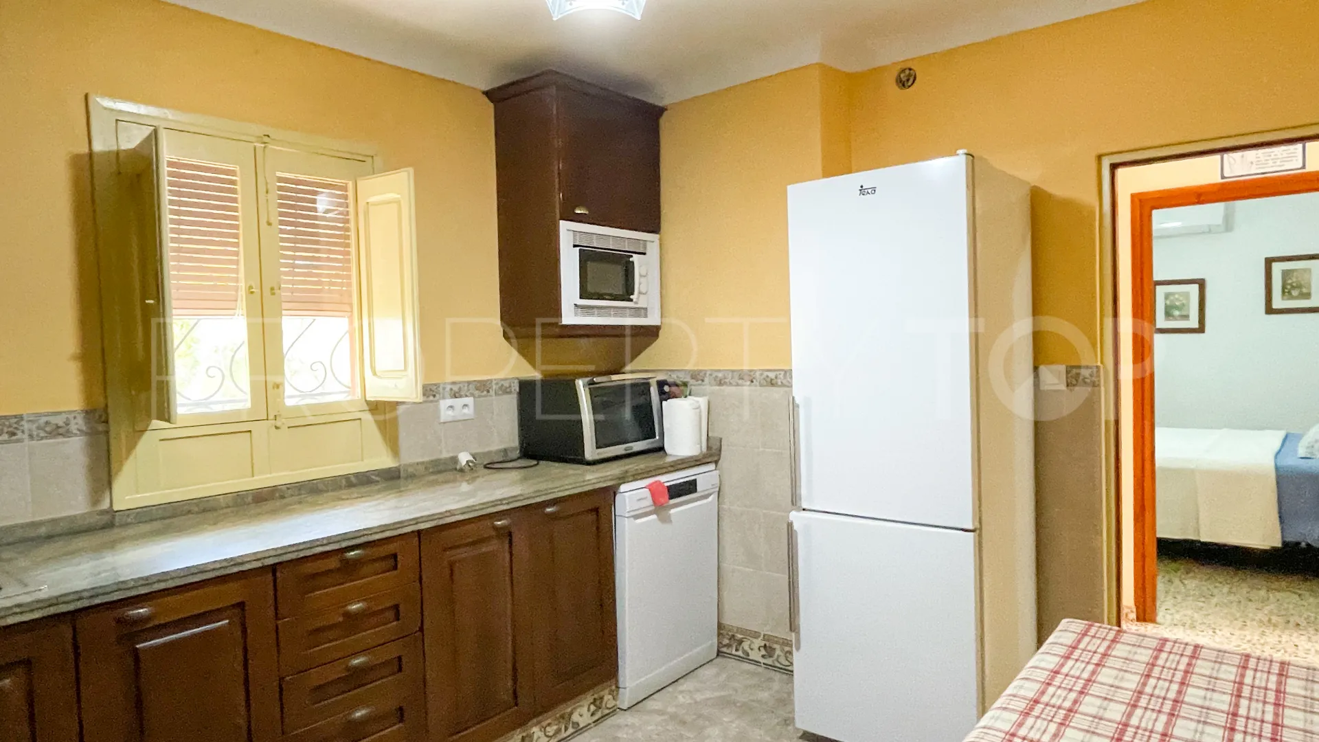 Cortijo in Iznajar for sale