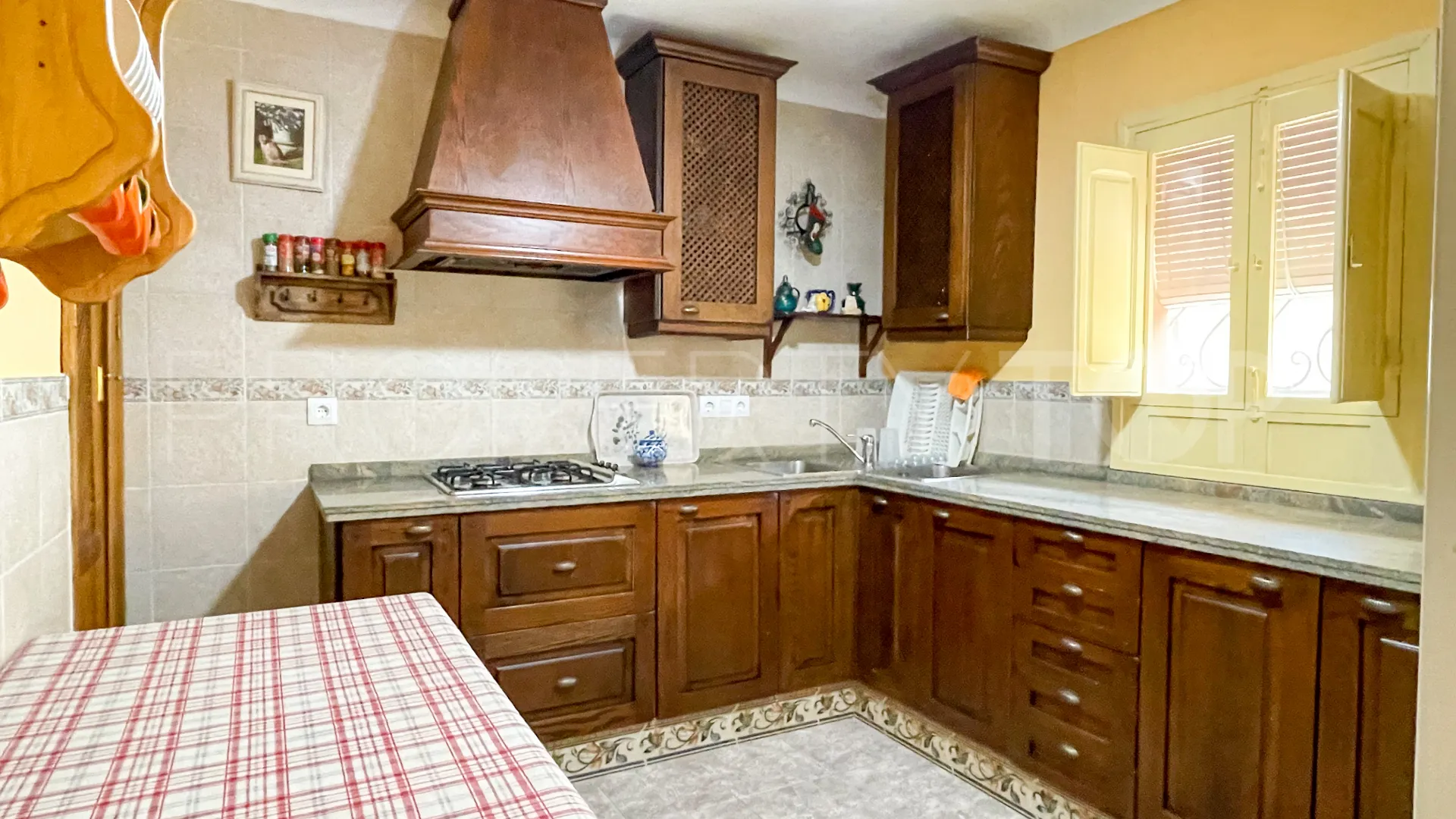 Cortijo in Iznajar for sale