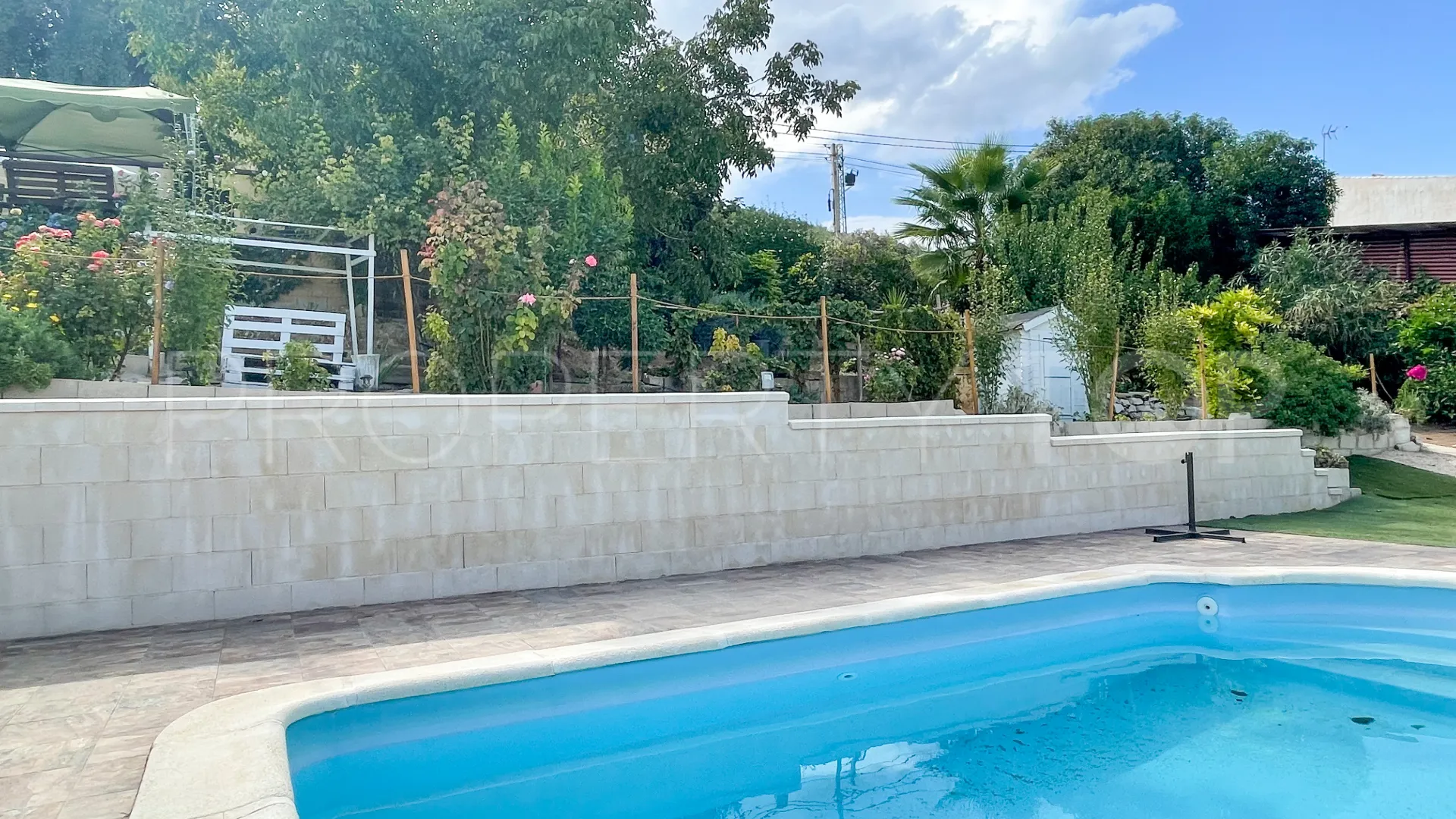 Iznajar, pareado en venta