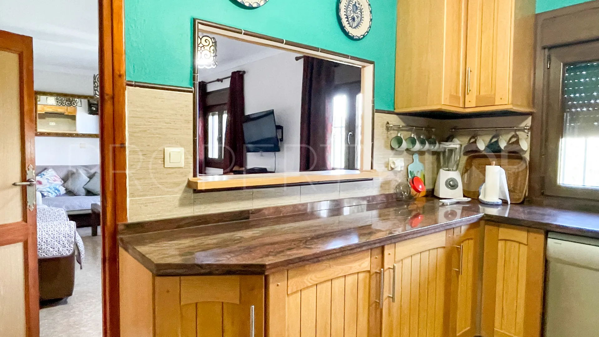 Iznajar, pareado en venta