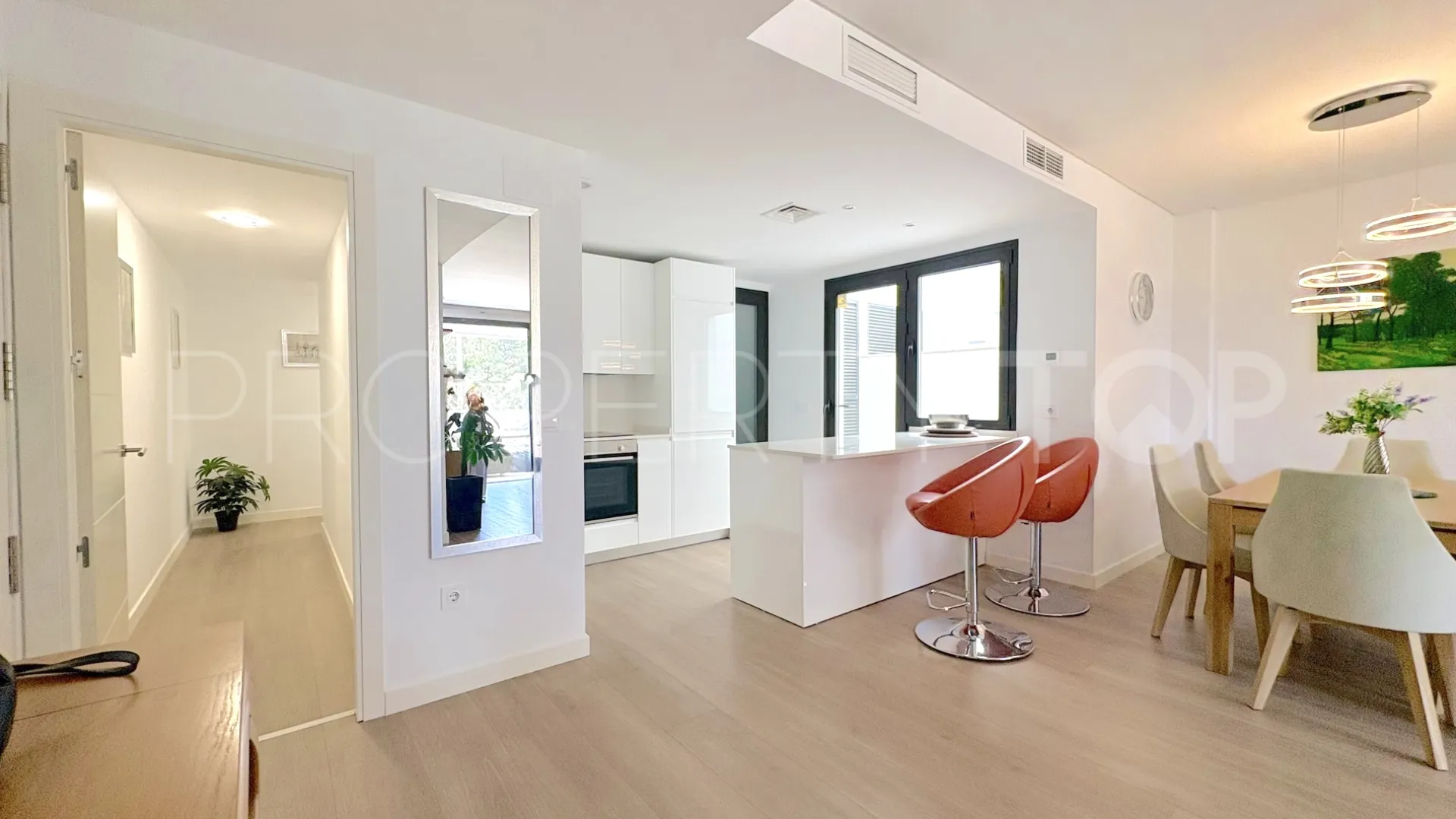 Ground floor apartment with 3 bedrooms for sale in Cala de Mijas