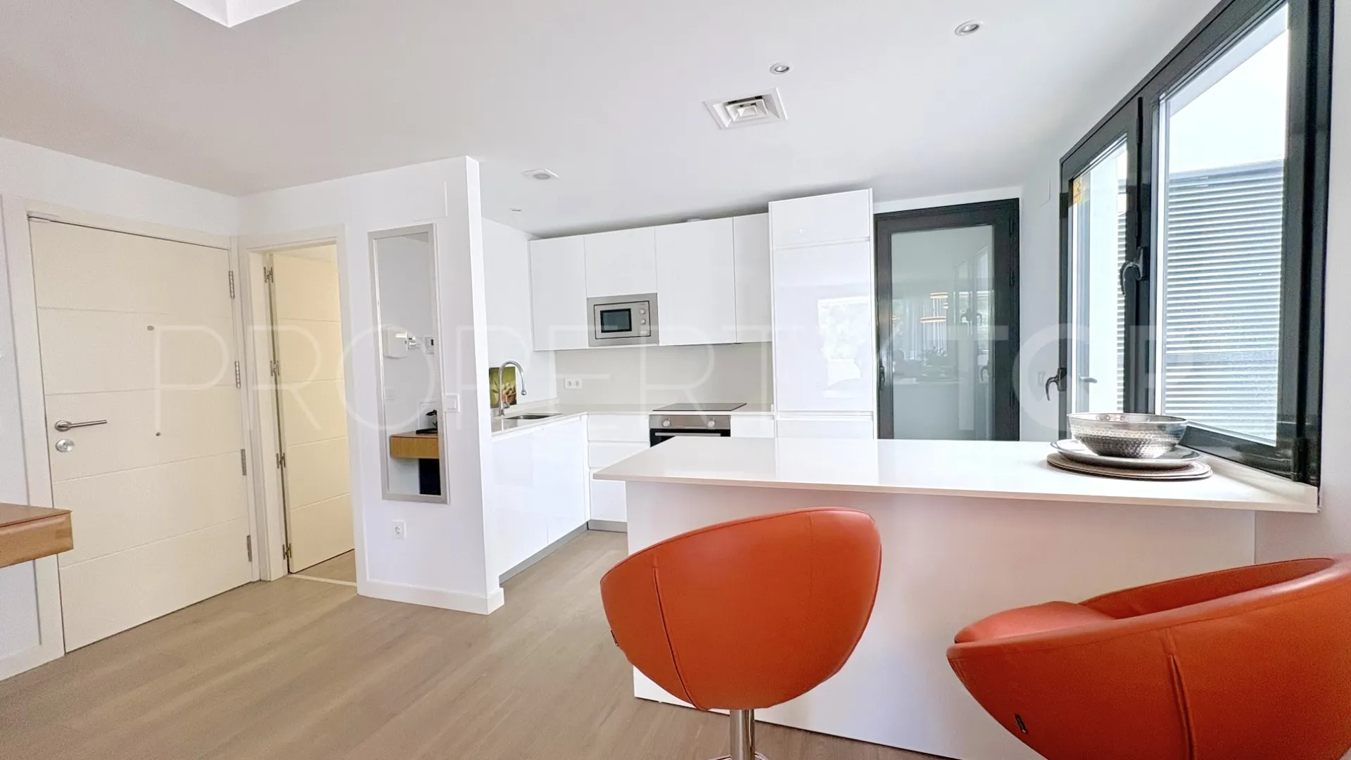 Ground floor apartment with 3 bedrooms for sale in Cala de Mijas