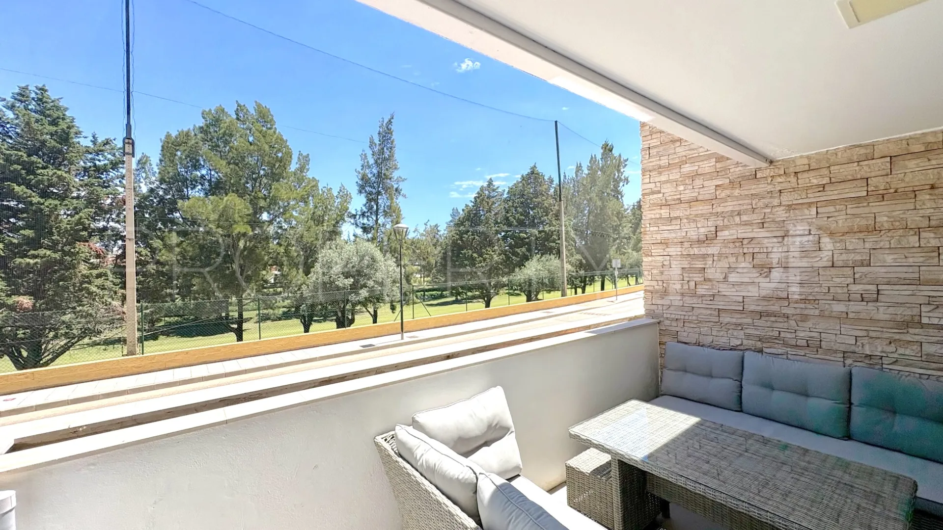 Ground floor apartment with 3 bedrooms for sale in Cala de Mijas