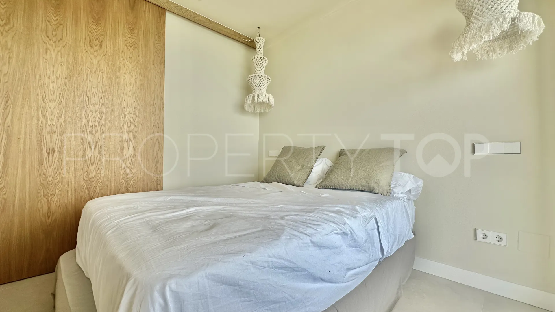 For sale Playa Bajadilla - Puertos apartment