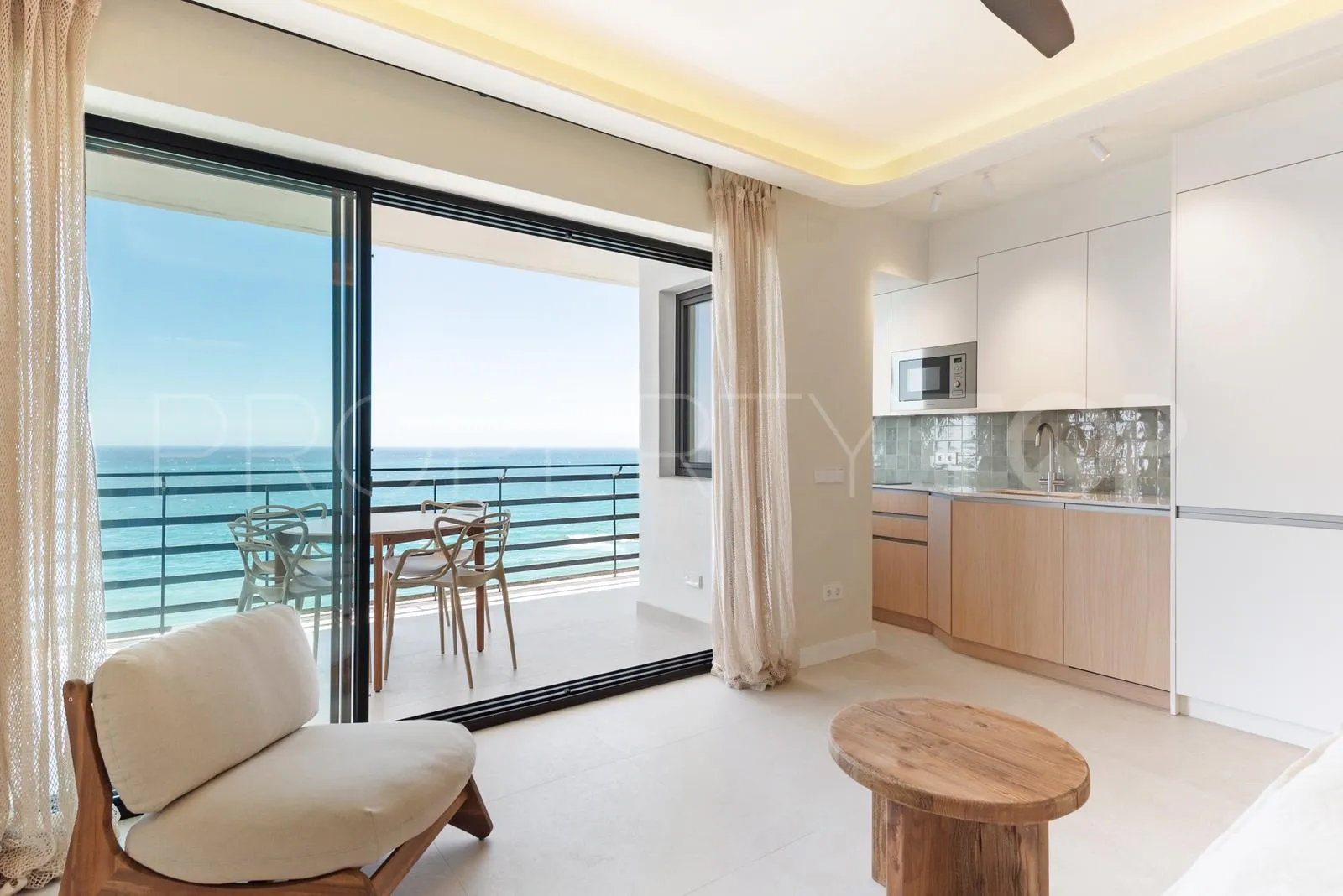 For sale Playa Bajadilla - Puertos apartment