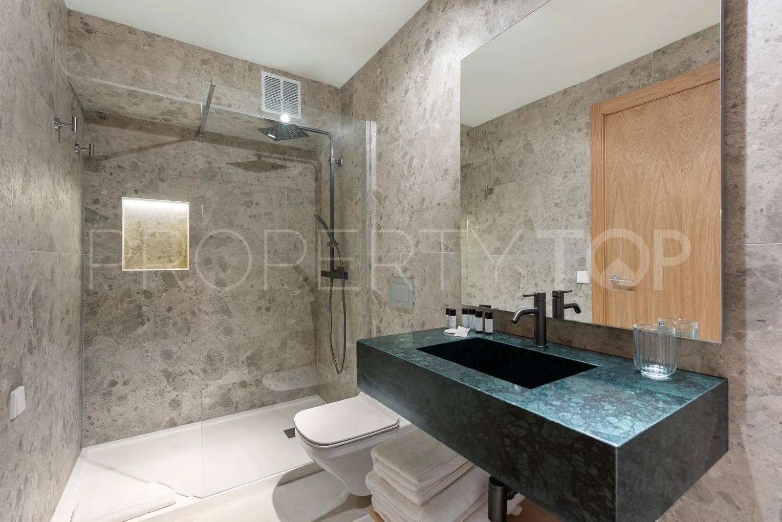 For sale Playa Bajadilla - Puertos apartment