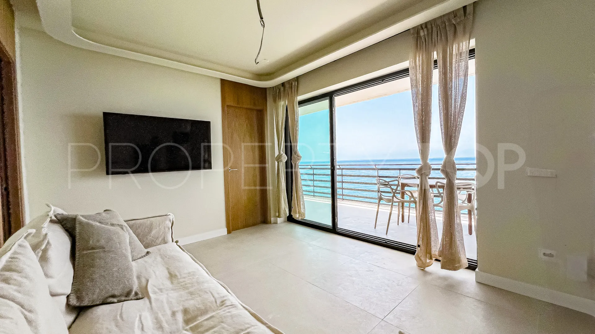 For sale Playa Bajadilla - Puertos apartment
