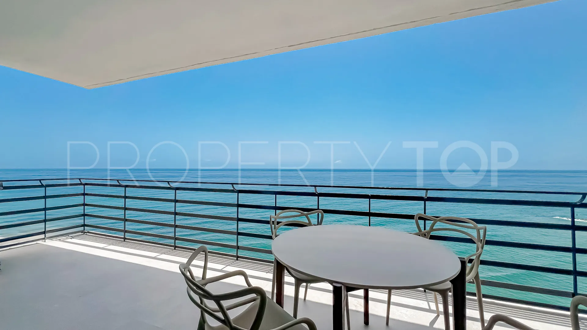 For sale Playa Bajadilla - Puertos apartment
