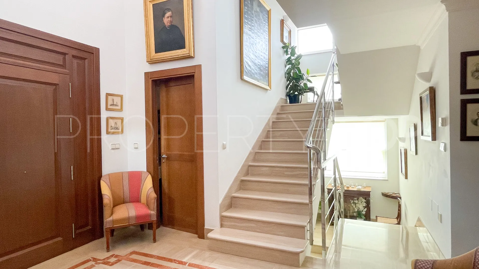 For sale Antequera villa with 6 bedrooms