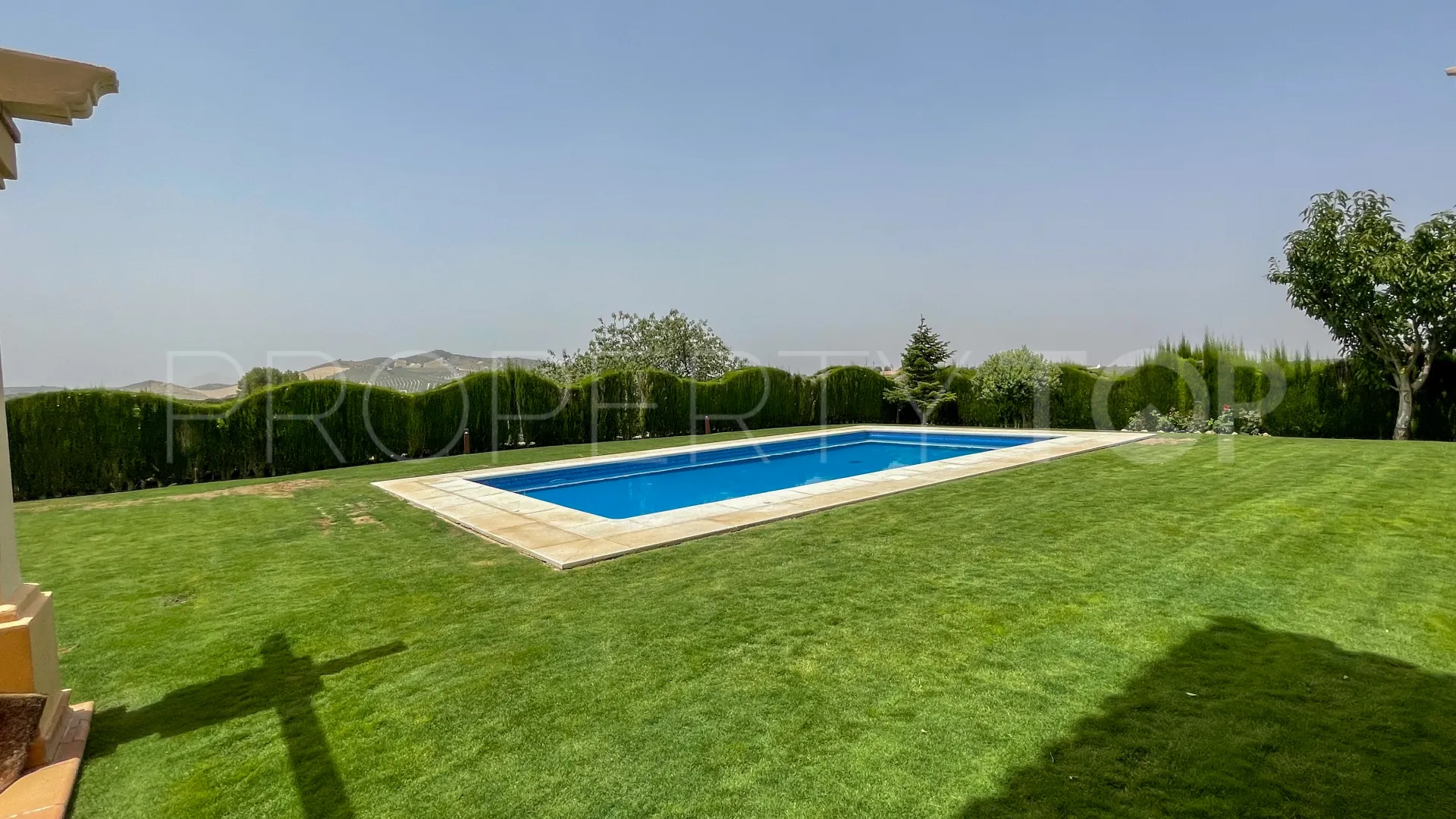 For sale Antequera villa with 6 bedrooms