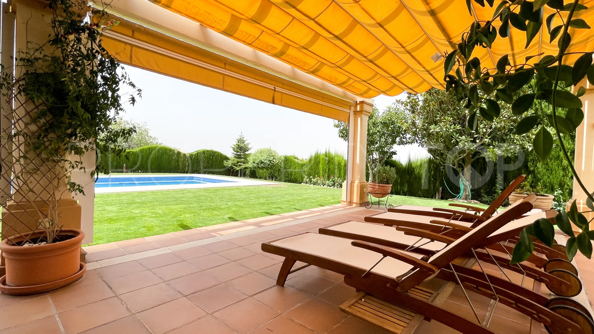 For sale Antequera villa with 6 bedrooms