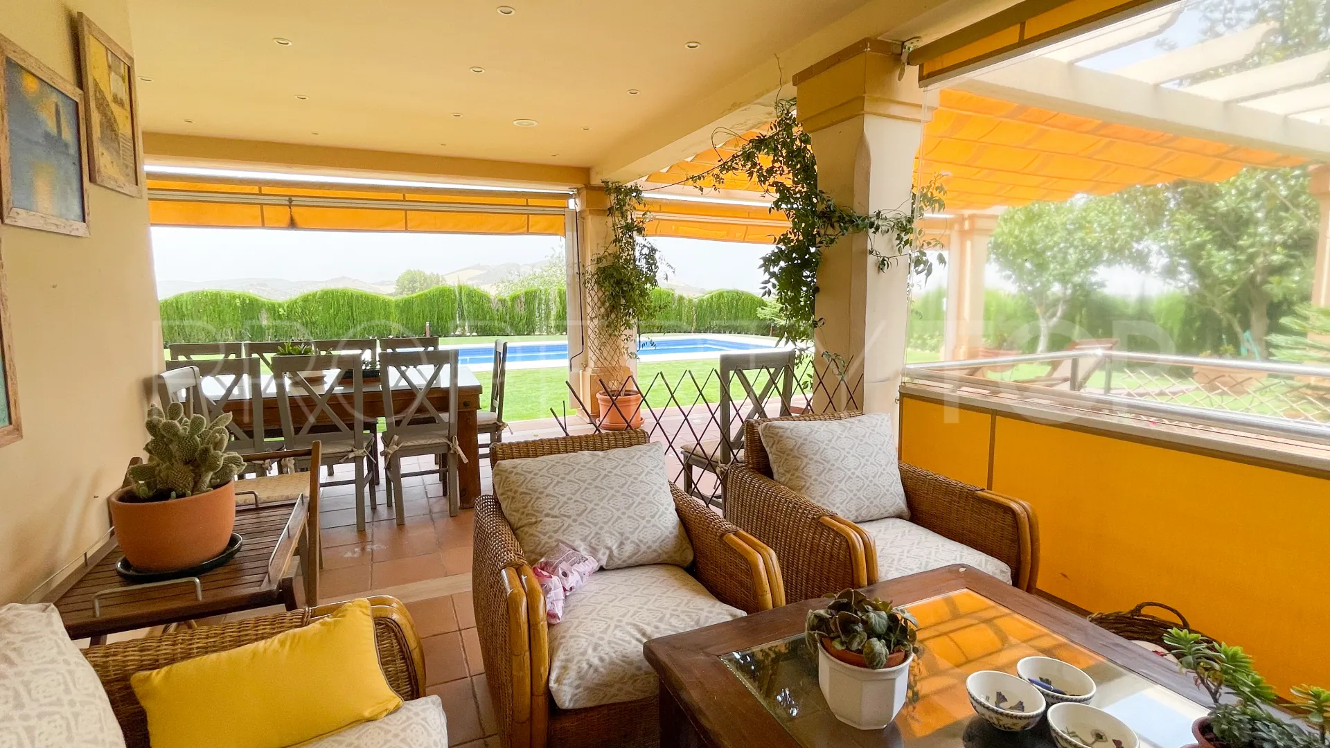 For sale Antequera villa with 6 bedrooms