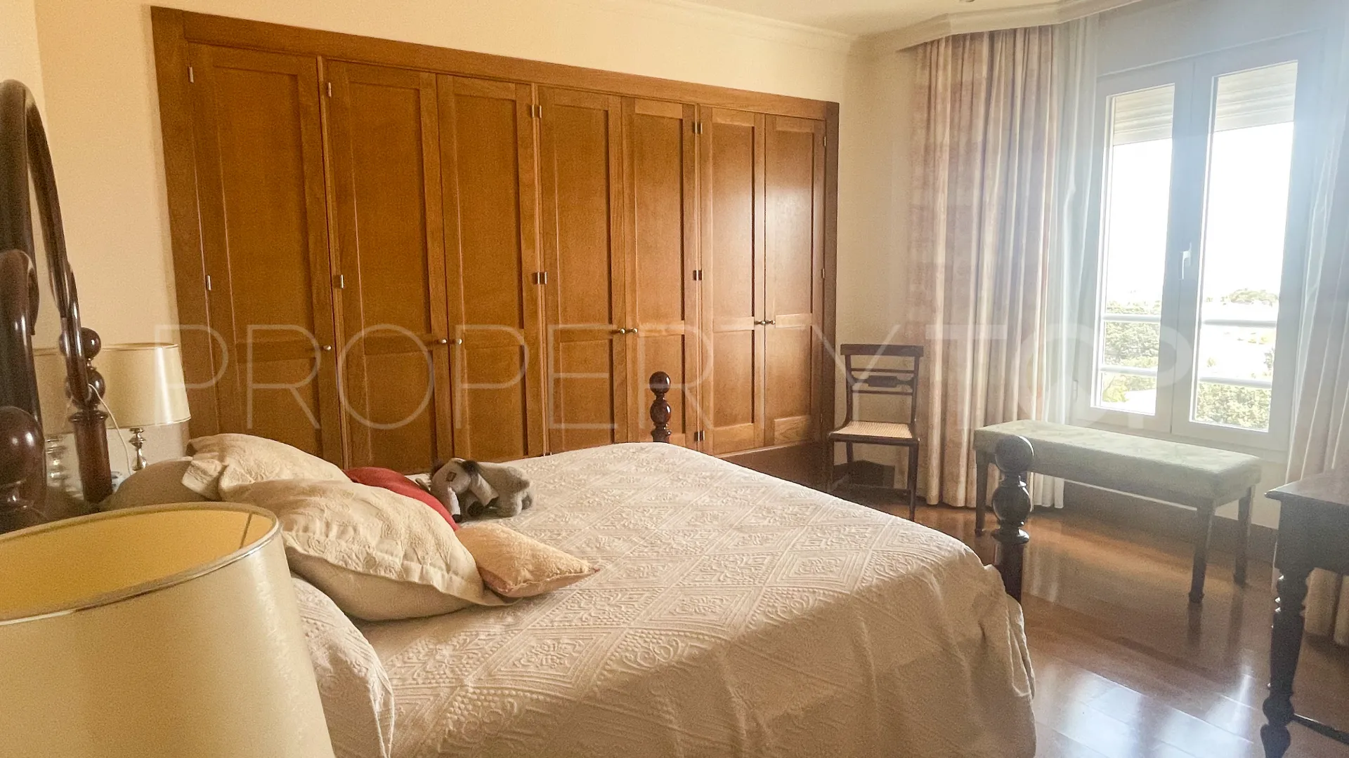 For sale Antequera villa with 6 bedrooms