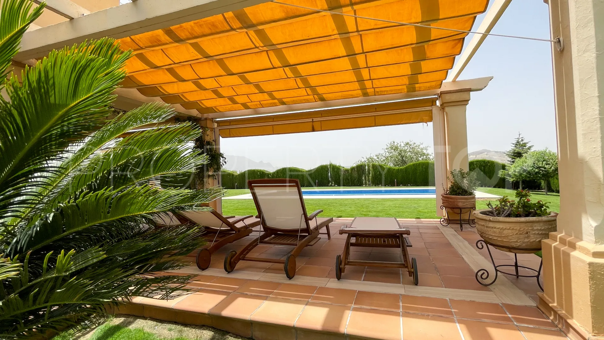 For sale Antequera villa with 6 bedrooms