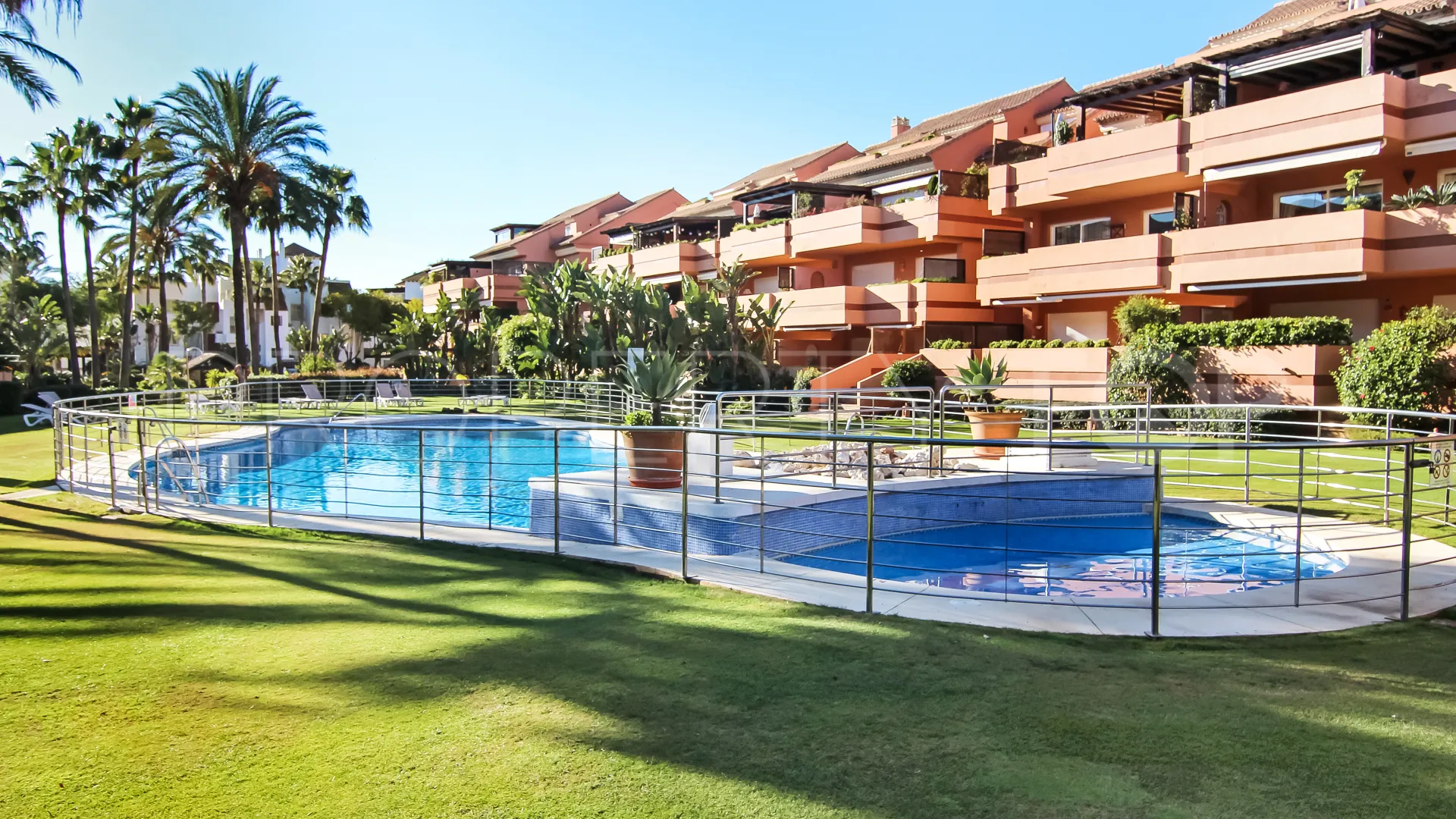 El Embrujo Playa ground floor apartment for sale