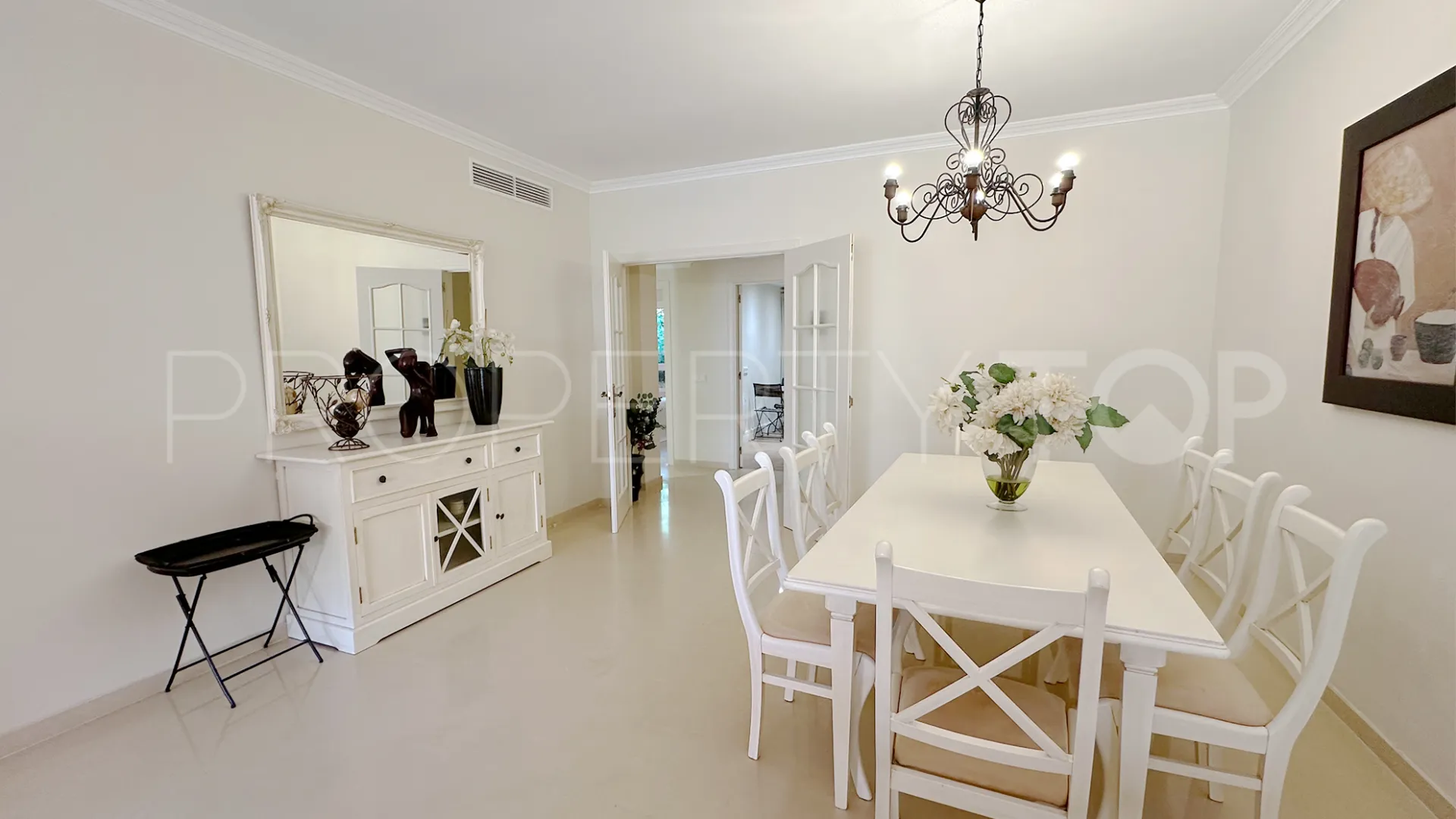 Apartamento planta baja con 2 dormitorios en venta en El Embrujo Playa