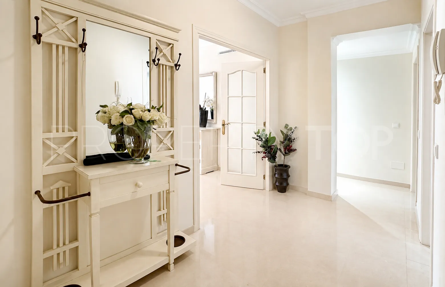 El Embrujo Playa ground floor apartment for sale