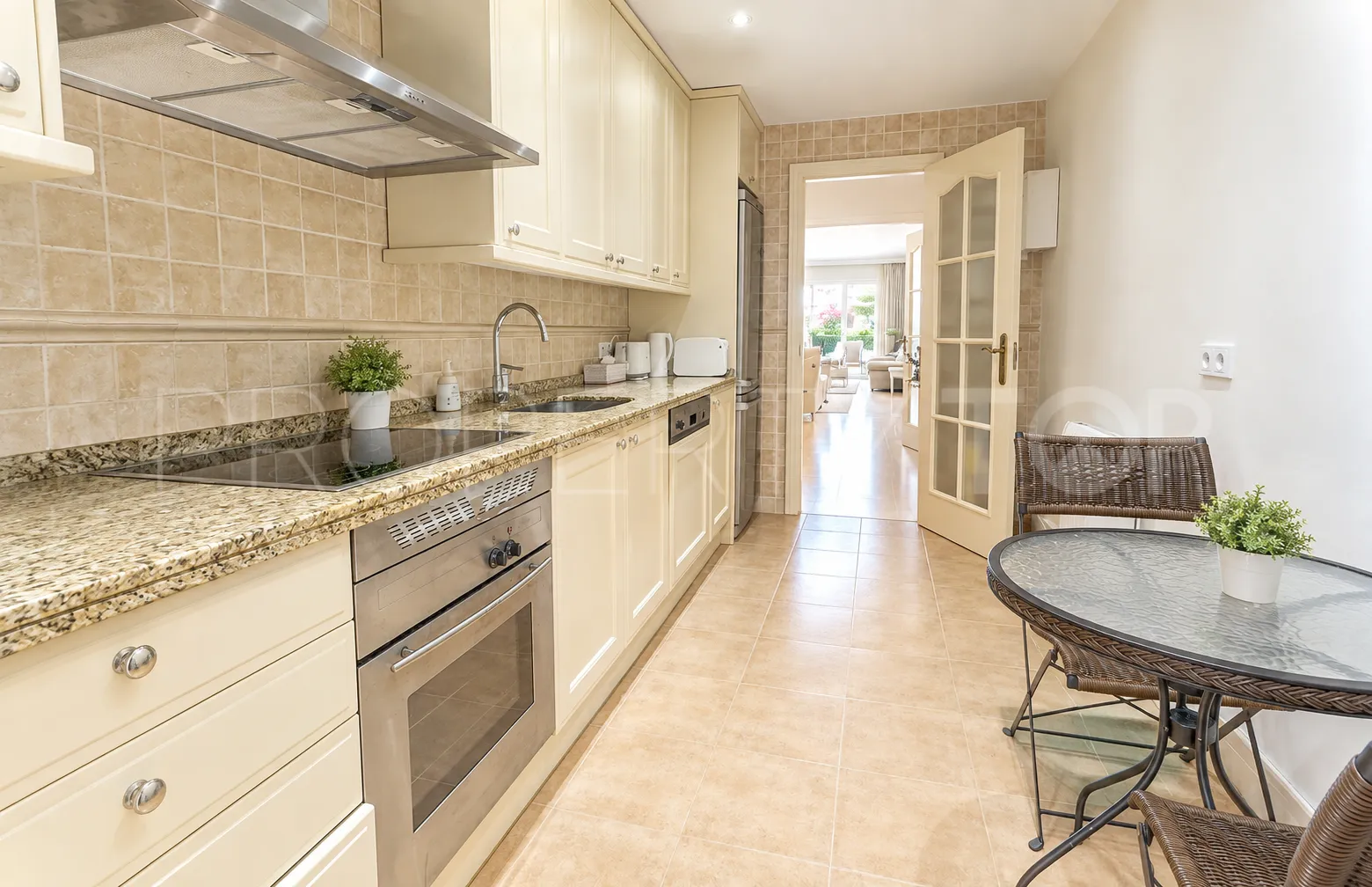 El Embrujo Playa ground floor apartment for sale