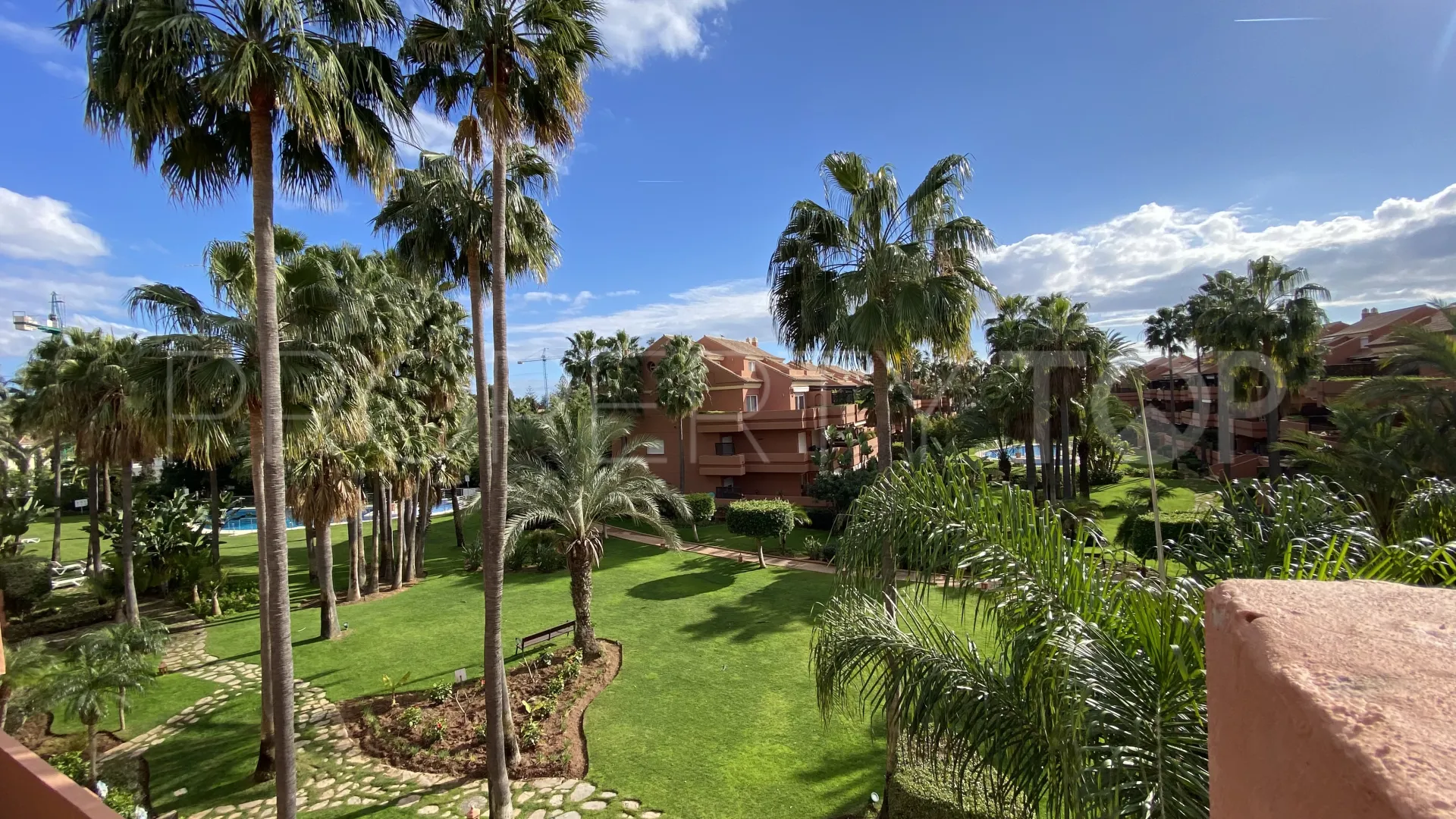 El Embrujo Playa ground floor apartment for sale