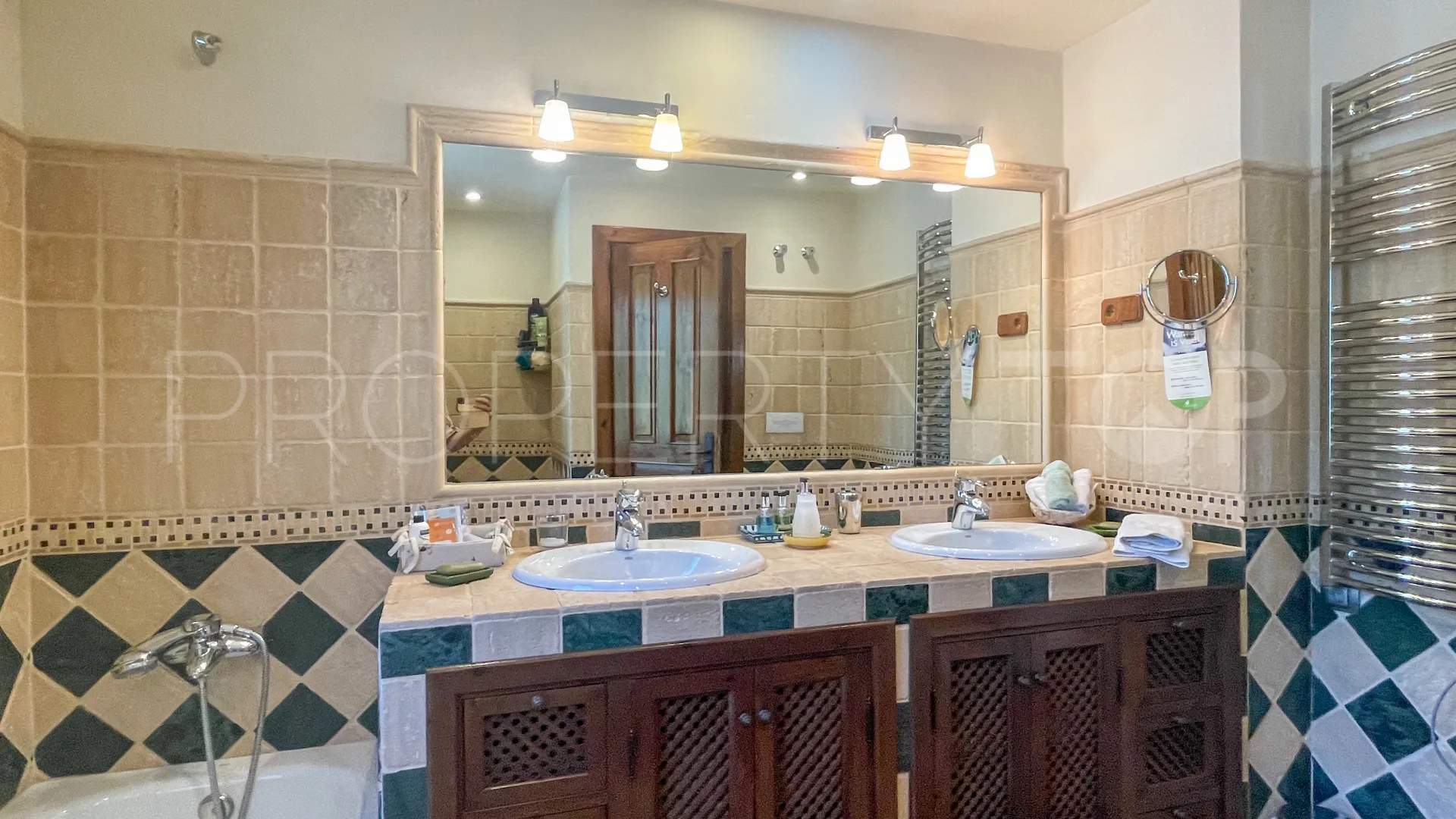 Villa with 4 bedrooms for sale in Villanueva de la Concepción