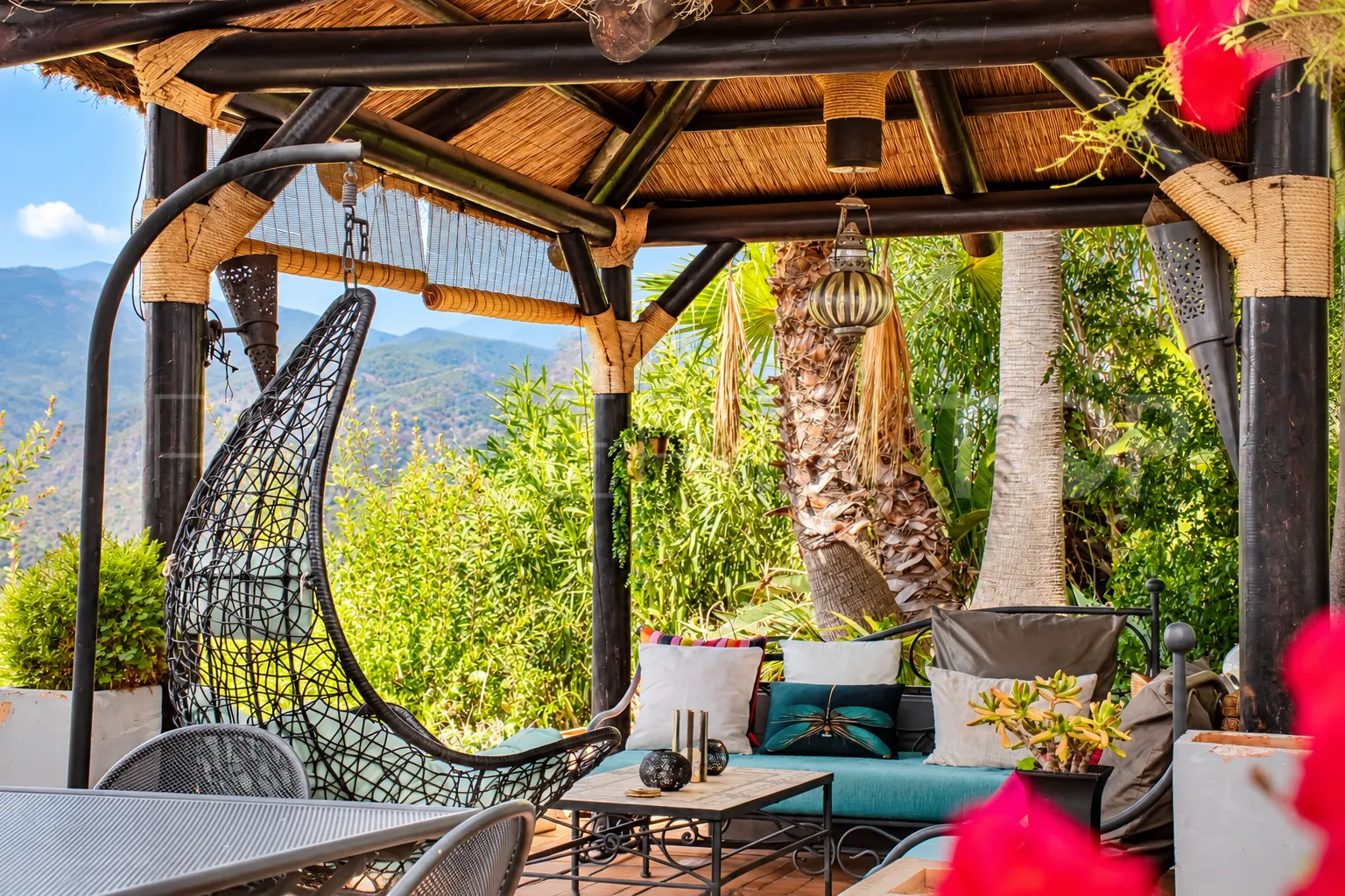 4 bedrooms villa in Sierra Blanca Country Club for sale