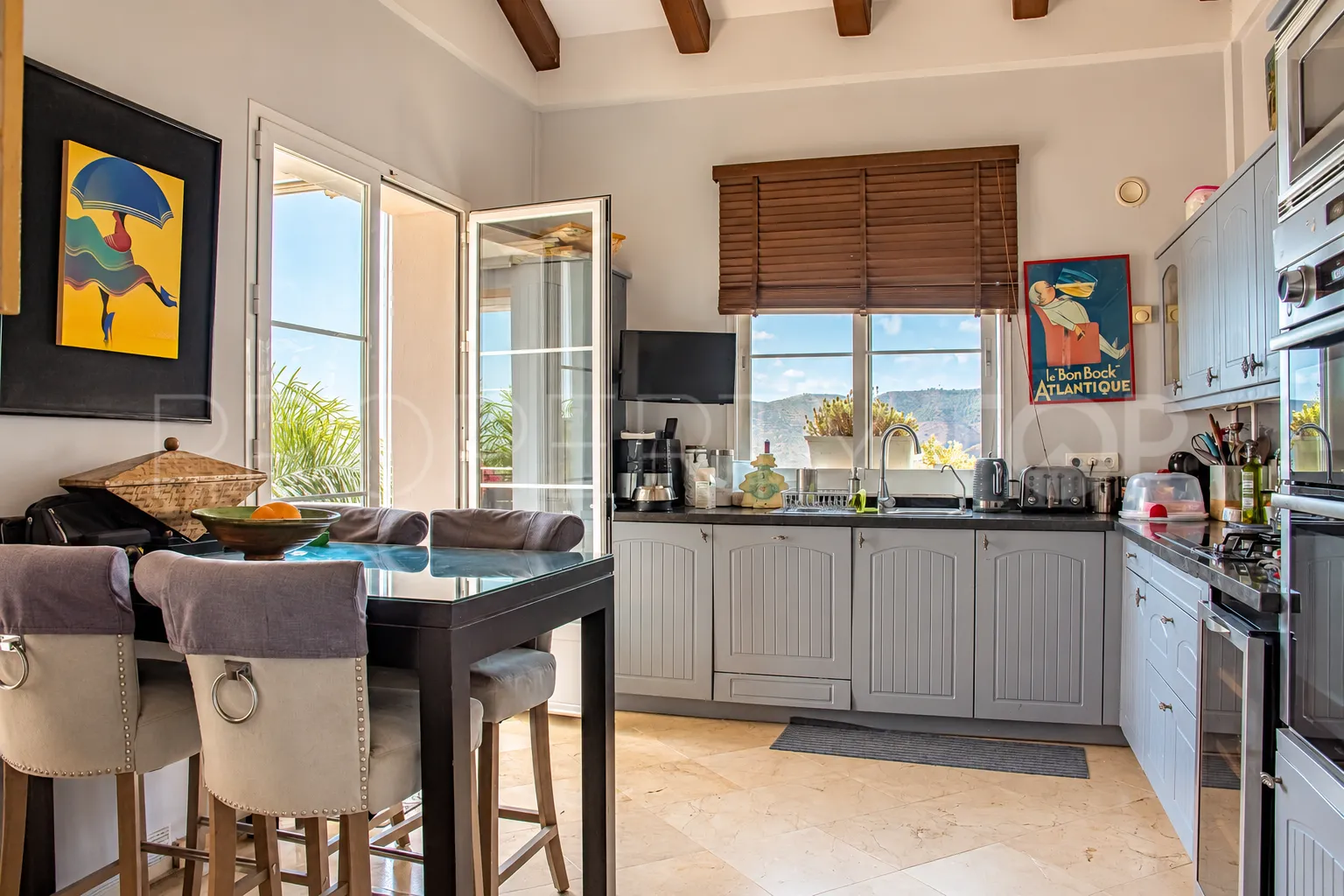 4 bedrooms villa in Sierra Blanca Country Club for sale