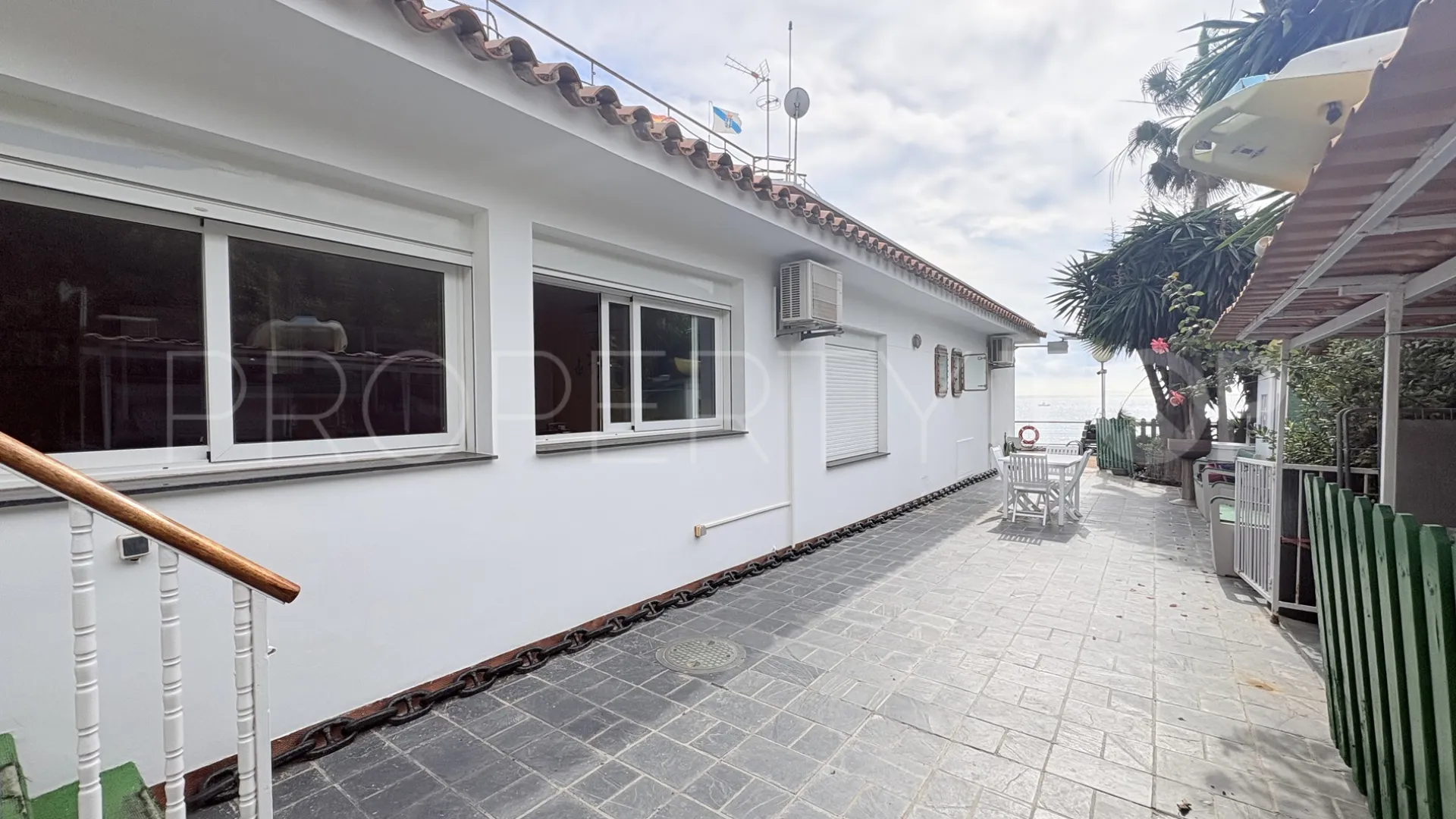 House with 6 bedrooms for sale in El Chaparral