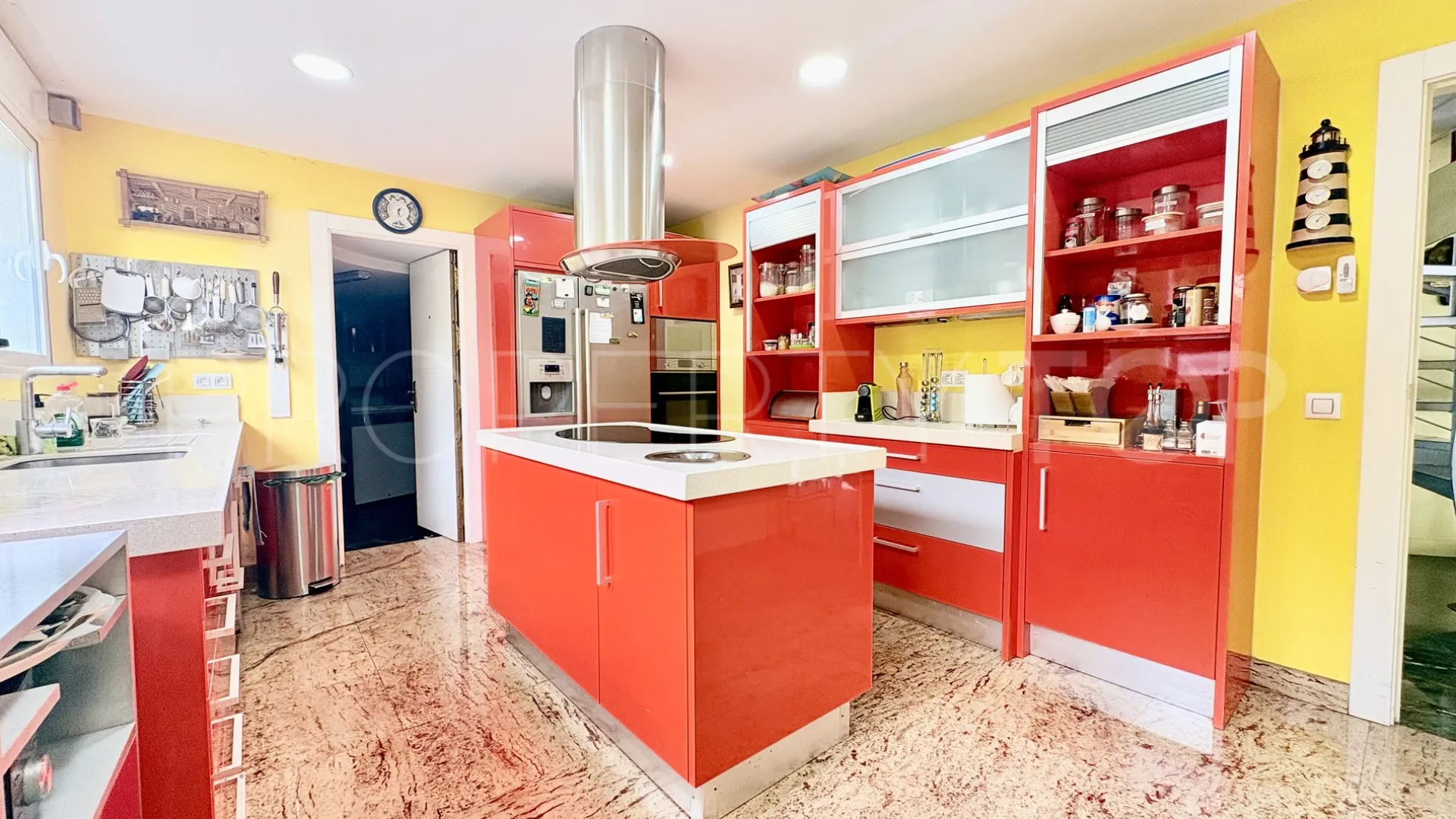 House with 6 bedrooms for sale in El Chaparral