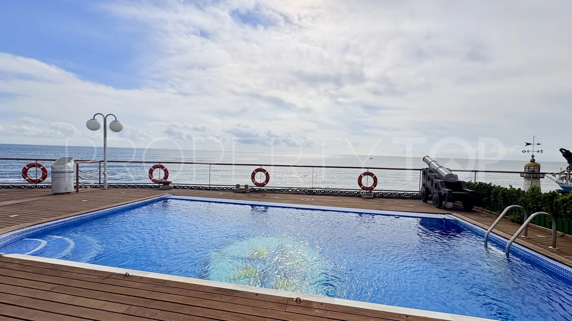 House with 6 bedrooms for sale in El Chaparral