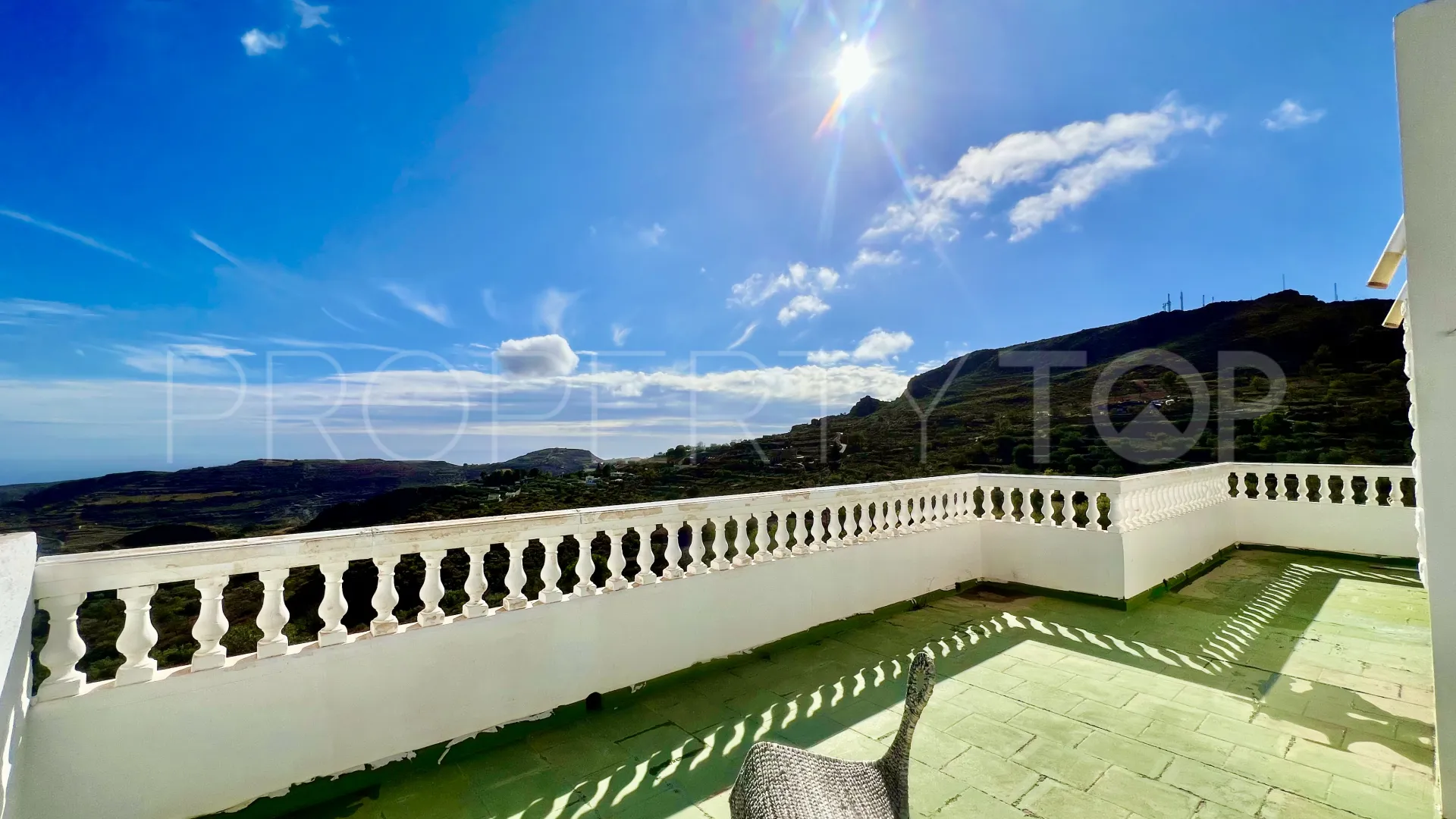 Se vende chalet de 5 dormitorios en Felix