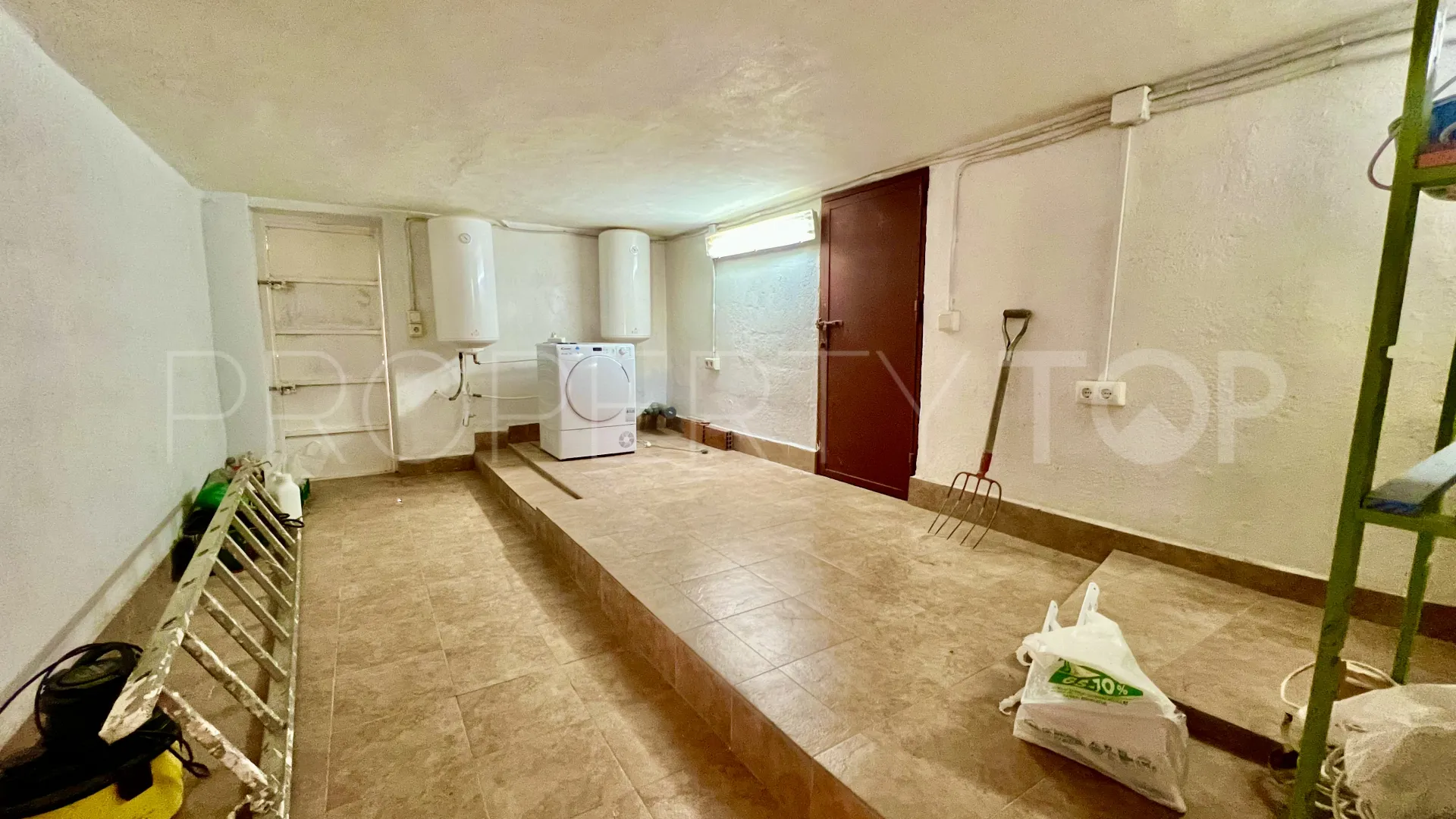 Se vende chalet de 5 dormitorios en Felix