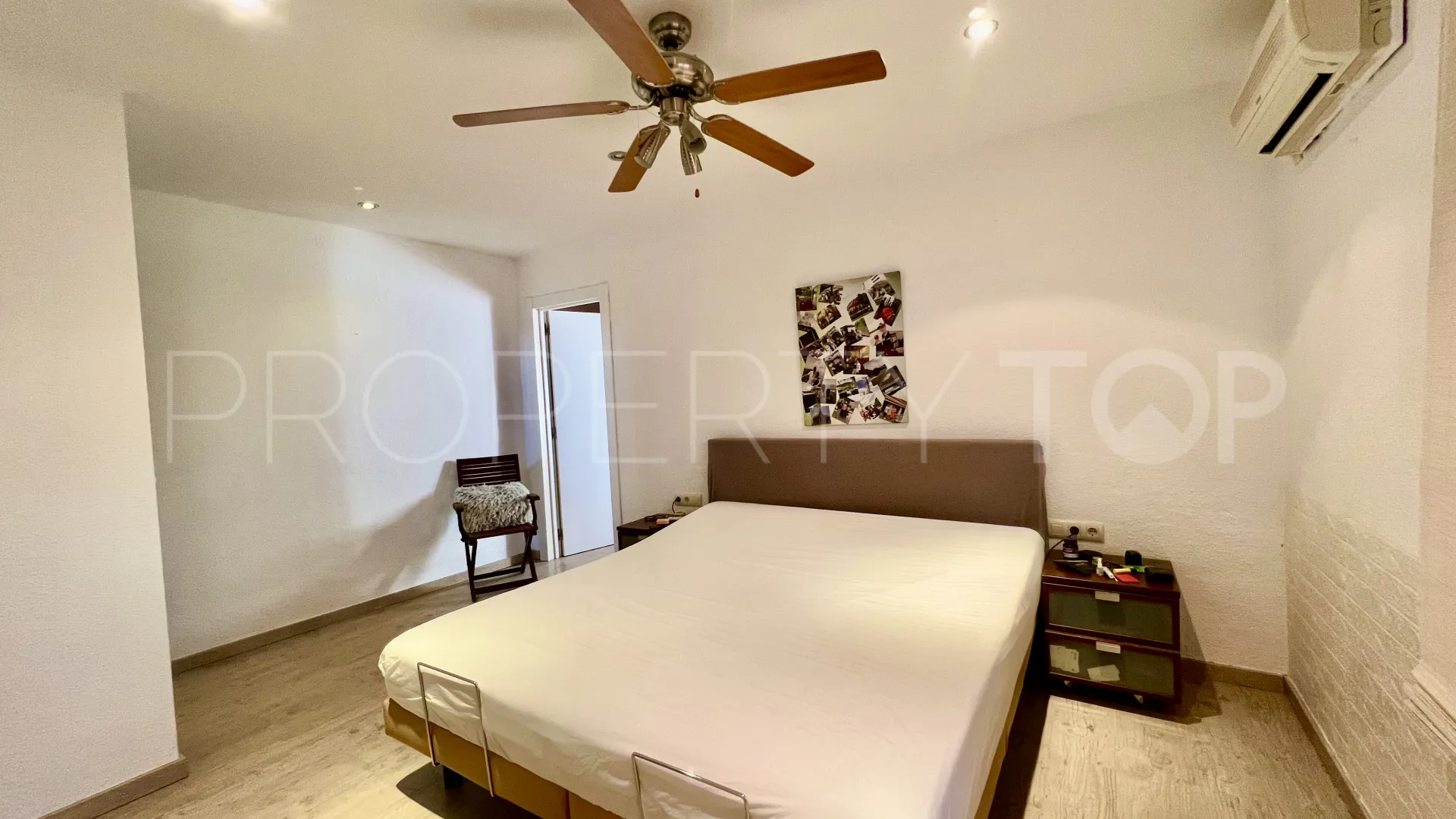 Se vende chalet de 5 dormitorios en Felix