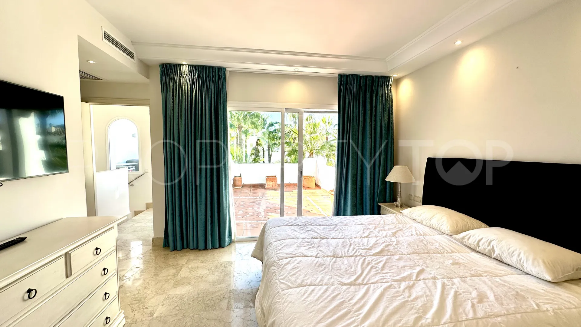 Jardines de la Aldaba, atico duplex en venta con 3 dormitorios