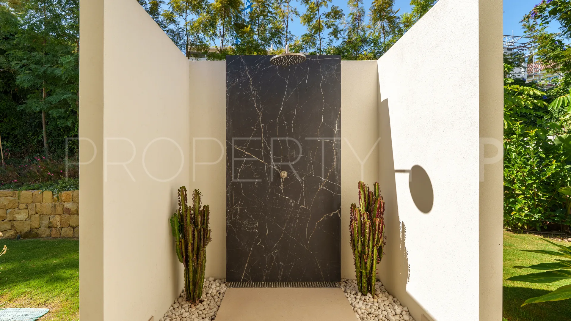 Villa de 5 dormitorios en venta en Las Brisas del Golf