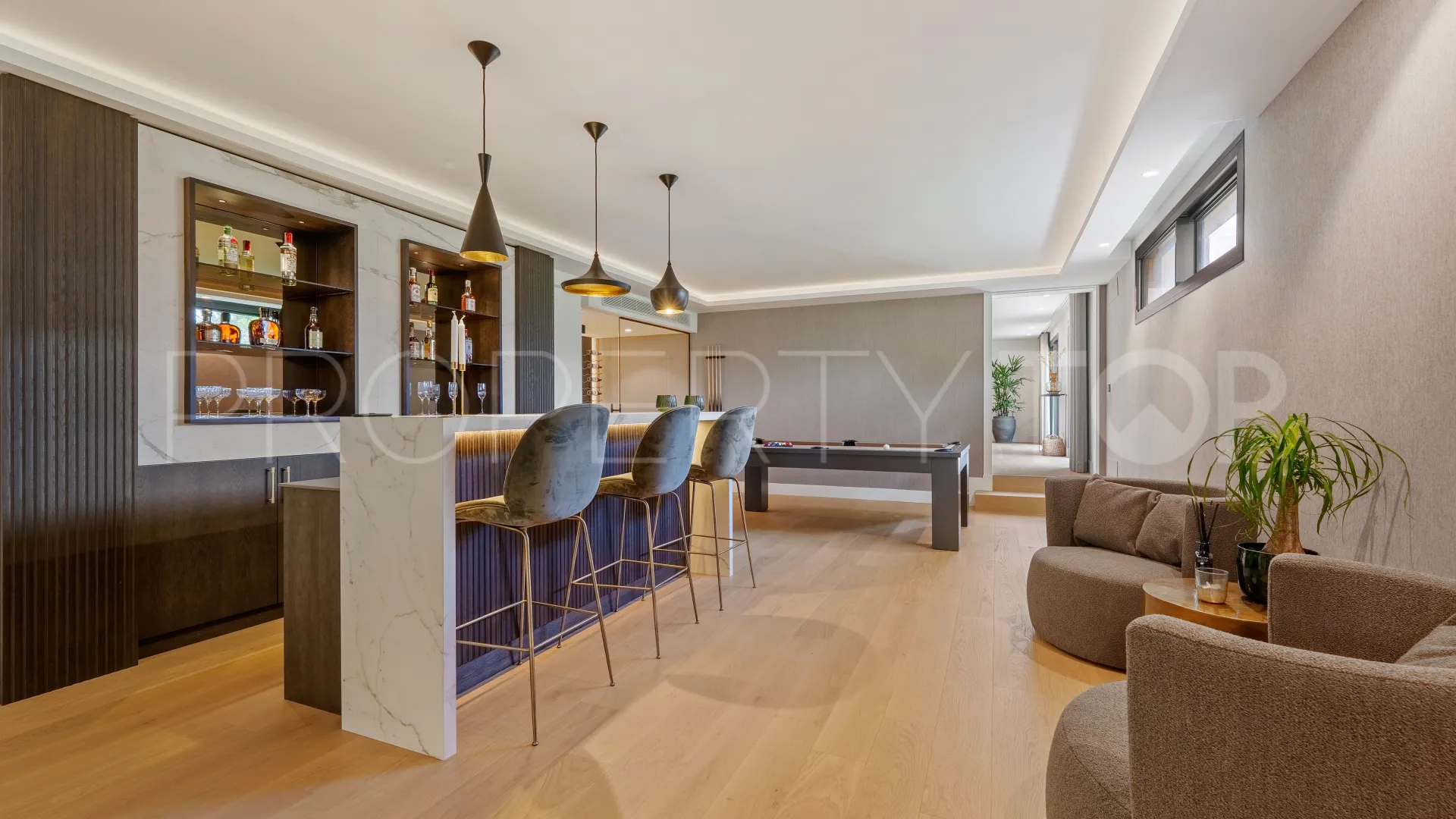 Villa de 5 dormitorios en venta en Las Brisas del Golf