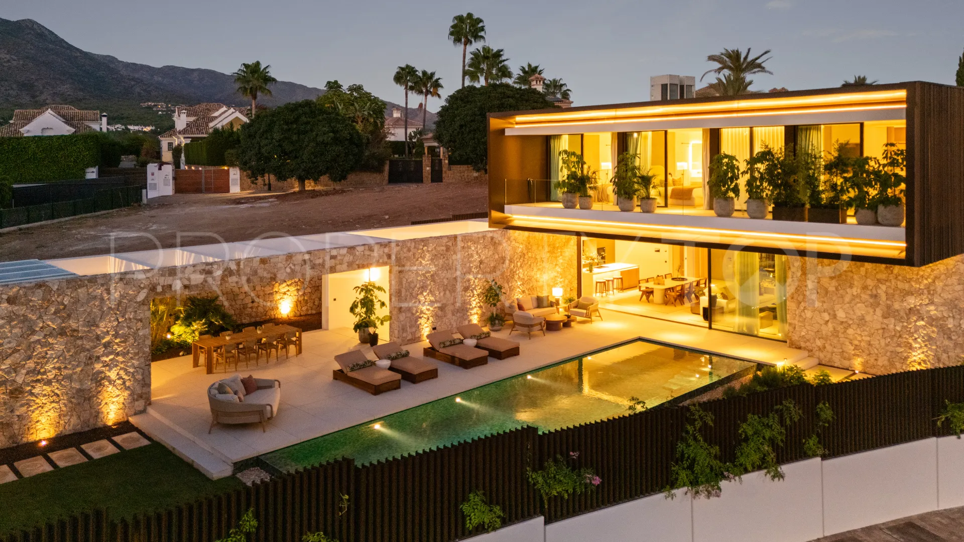 Se vende villa en Golden Mile de 5 dormitorios