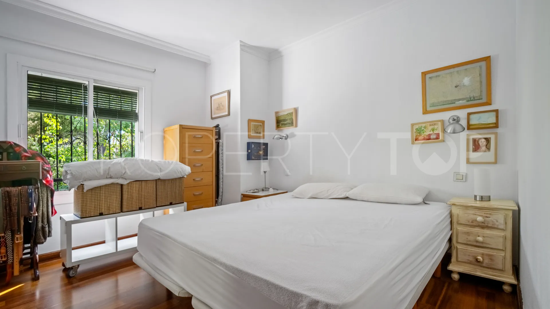 For sale 4 bedrooms villa in La Merced