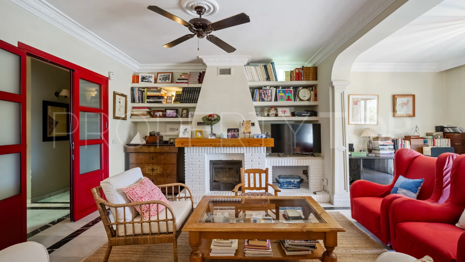 For sale 4 bedrooms villa in La Merced