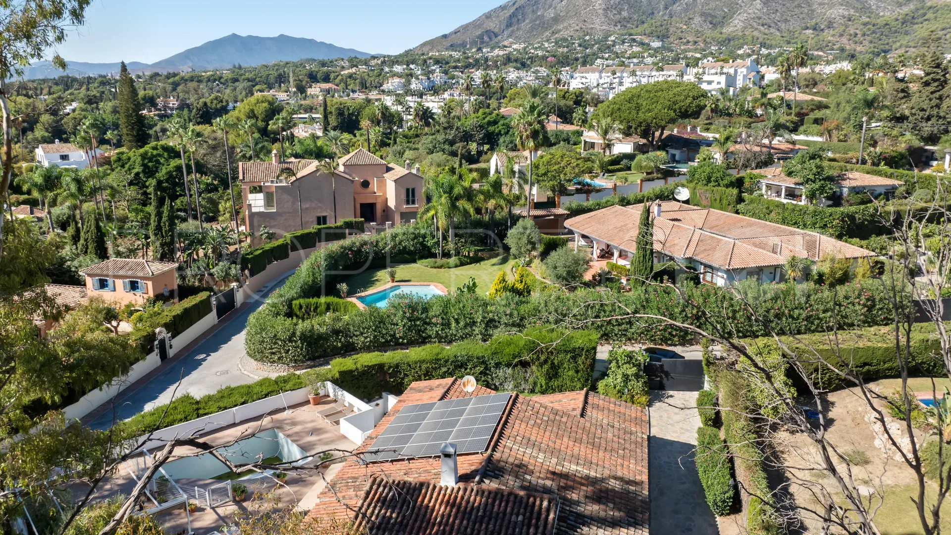 For sale 4 bedrooms villa in La Merced