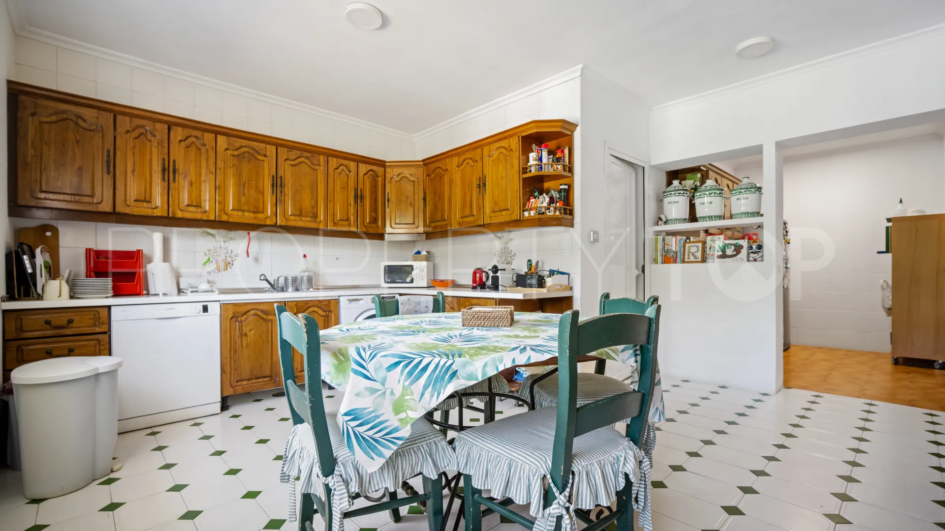 For sale 4 bedrooms villa in La Merced