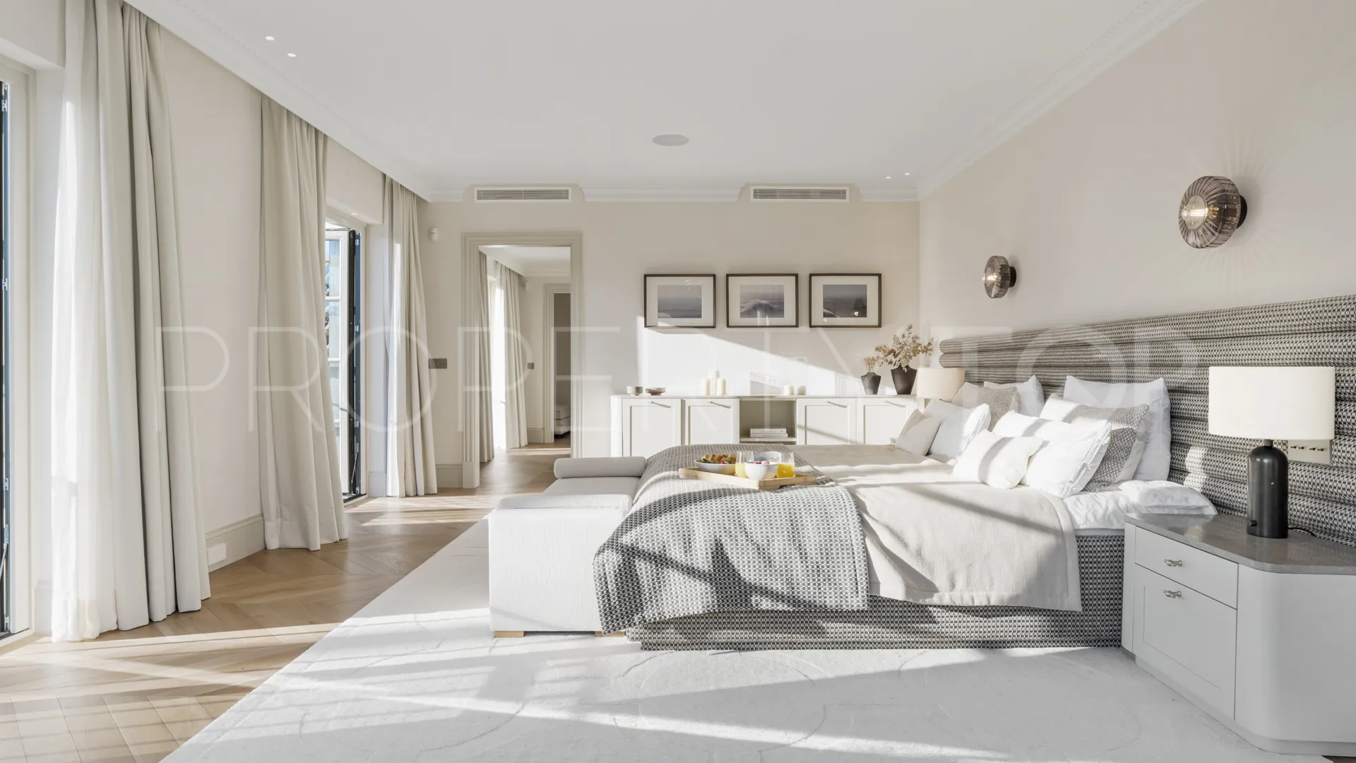 For sale Las Brisas 6 bedrooms villa